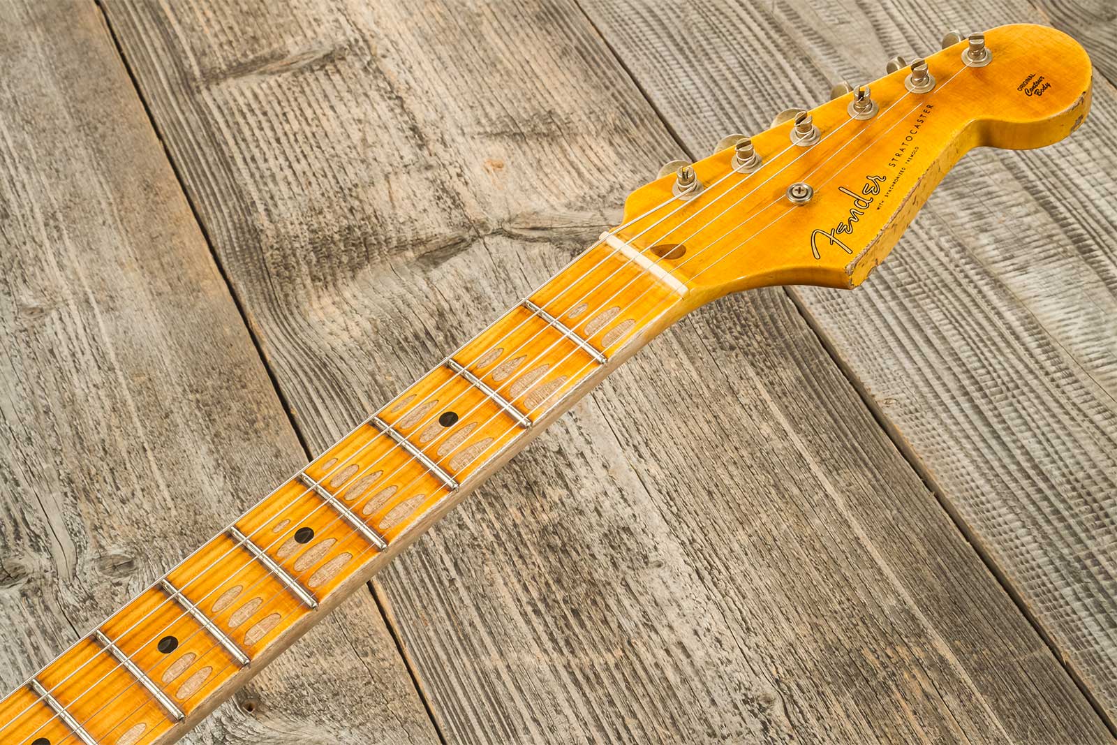Fender Custom Shop Strat 1954 70th Anniv. 3s Trem Mn #xn4308 - Heavy Relic Wide Fade 2-color Sunburst - Guitarra eléctrica con forma de str. - Variati