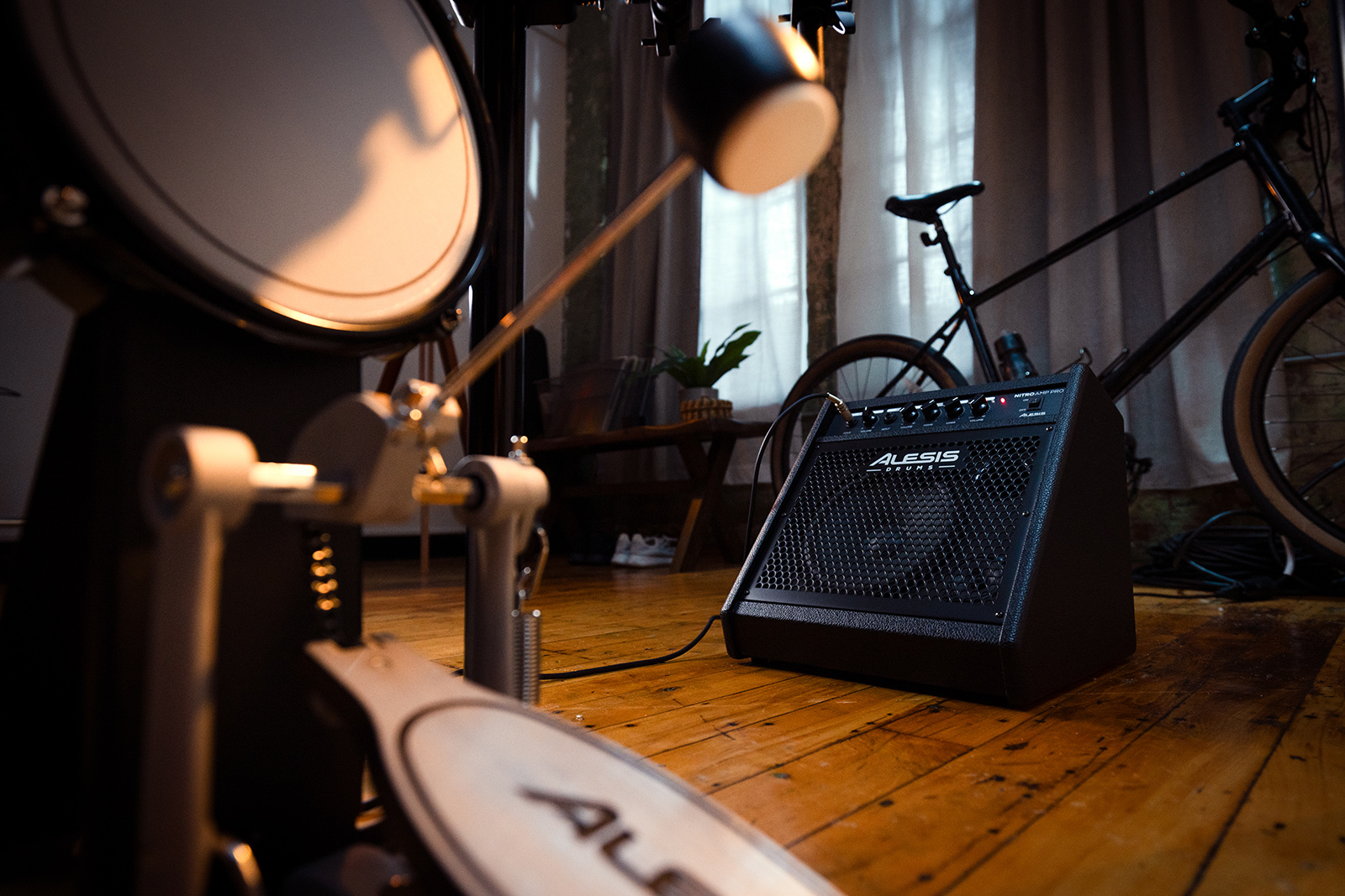 Alesis Nitro Amp Pro 80w 1x8 - Sistema de amplificación para batería electrónica - Variation 5