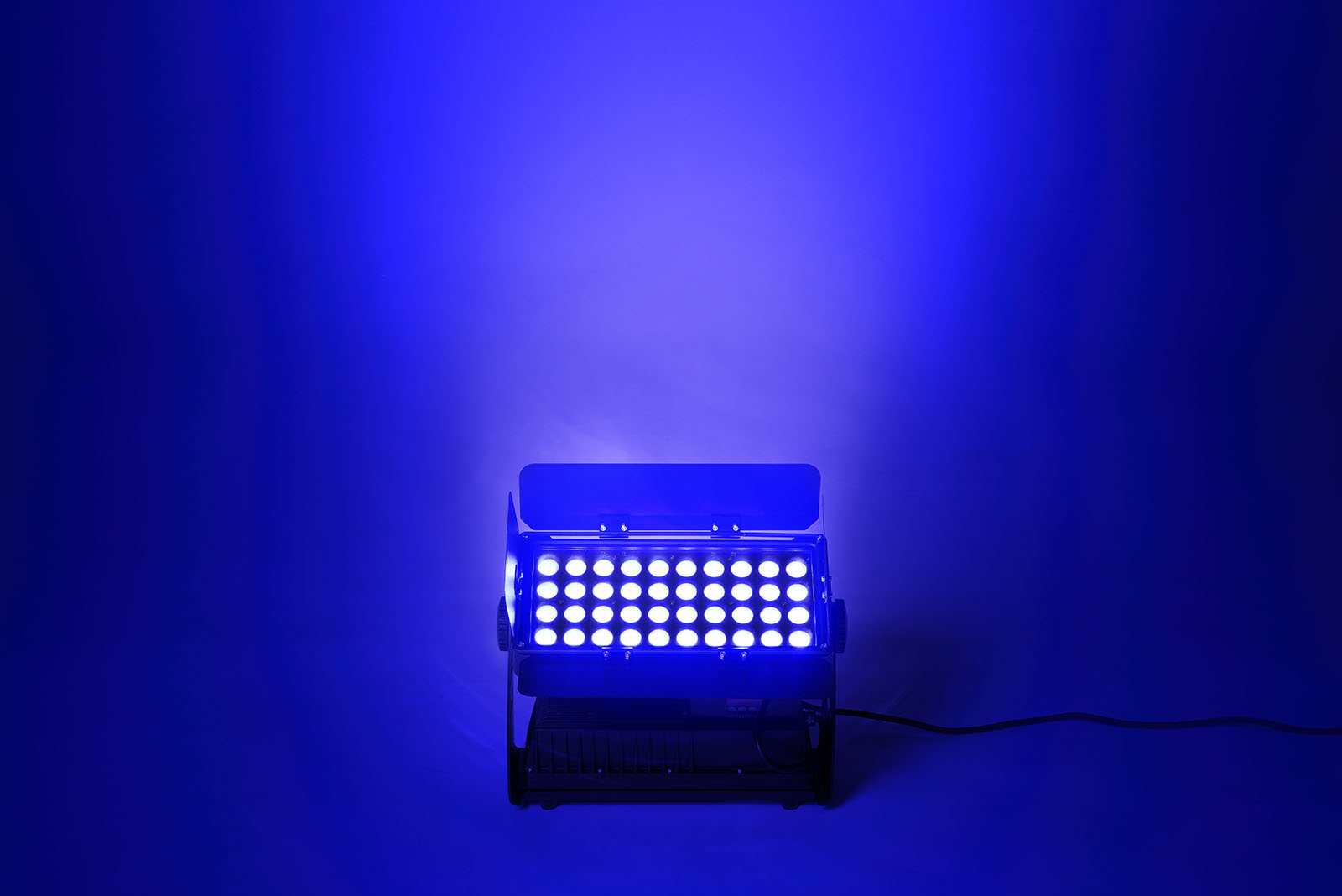 Algam Lighting Fl600v-ip - Focos LED para escenario - Variation 5