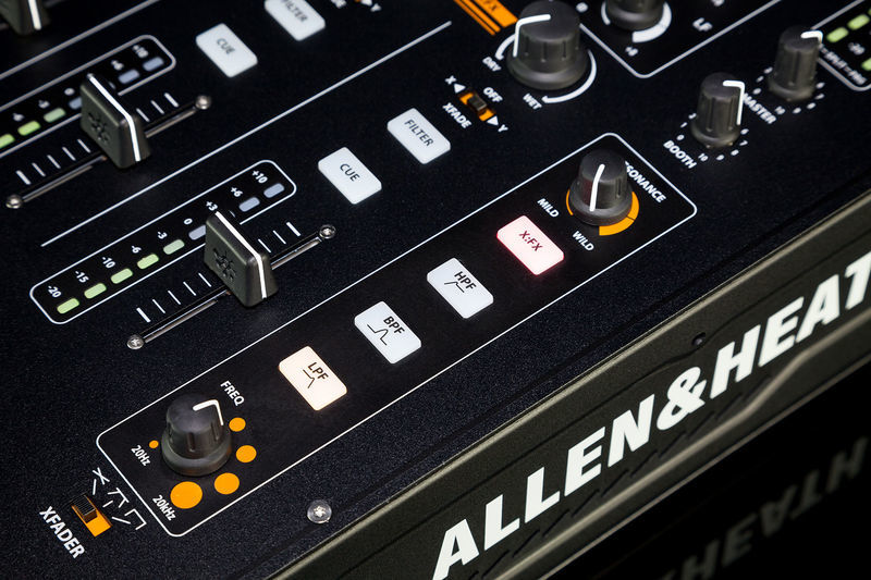 Allen & Heath Xone:43 - Mixer DJ - Variation 6