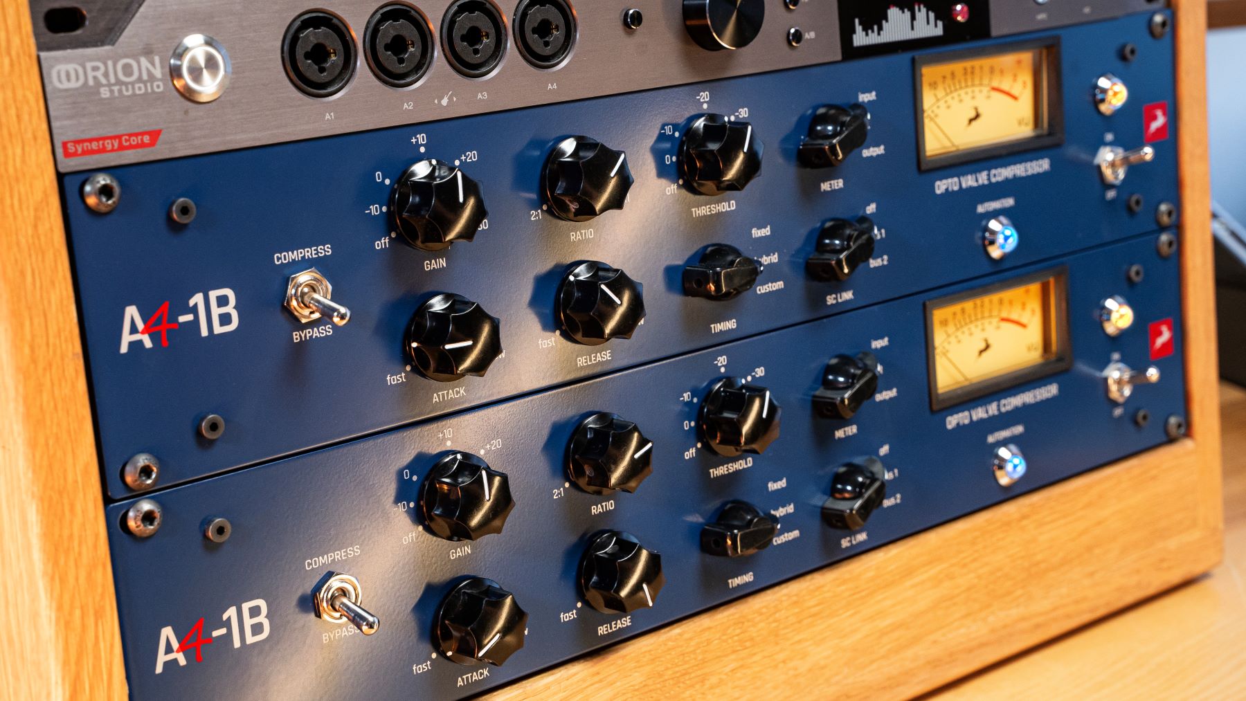 Antelope Audio A4-1b - Compresor / Limiter / Gate - Variation 6