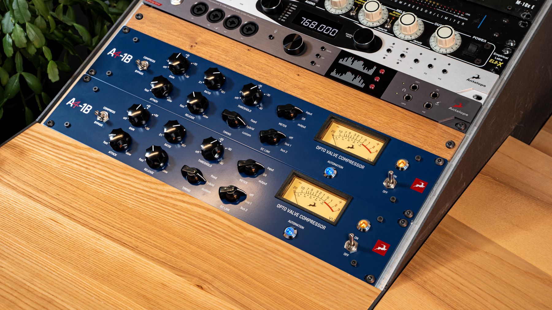 Antelope Audio A4-1b - Compresor / Limiter / Gate - Variation 7