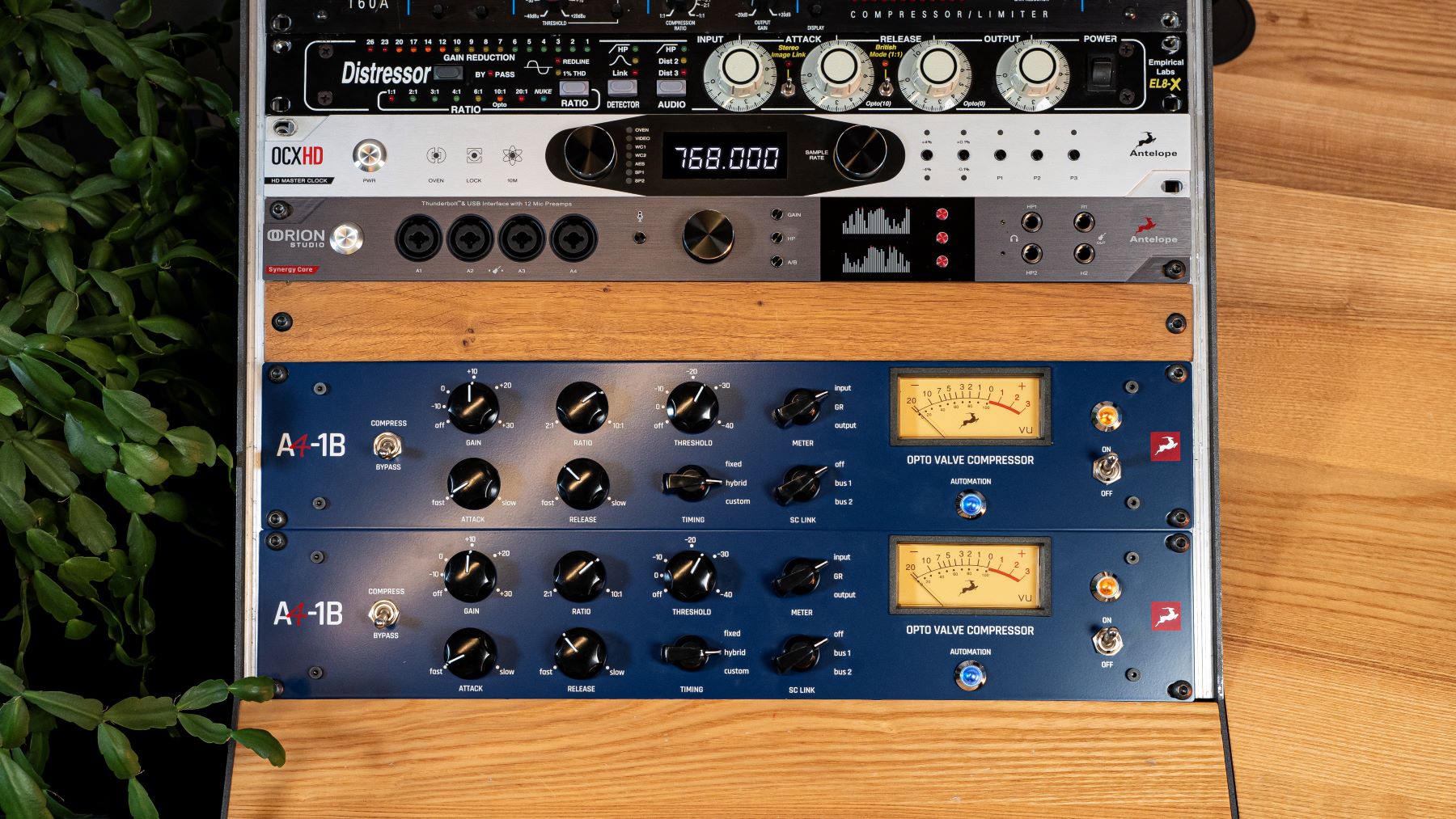 Antelope Audio A4-1b - Compresor / Limiter / Gate - Variation 8