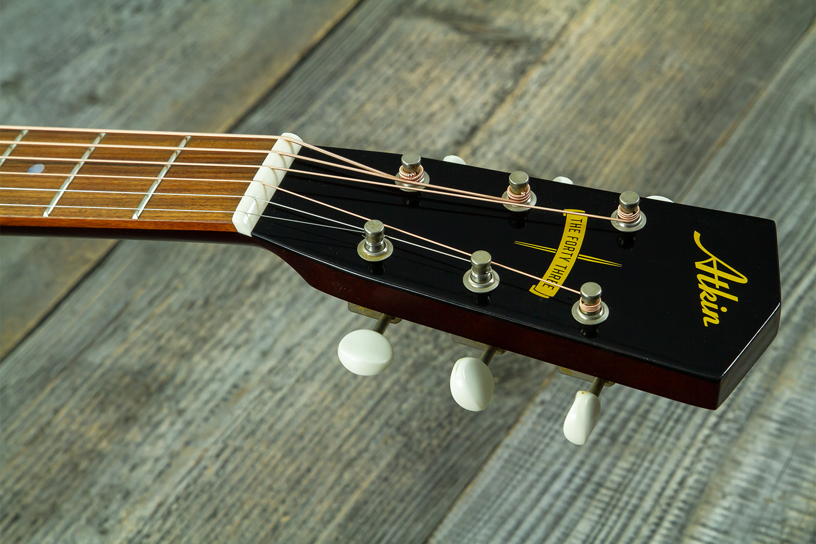 Atkin Custom Shop J43 Dreadnought Shsc Epicea Acajou Rw #4411 - Aged Sunburst - Guitarra folk - Variation 6