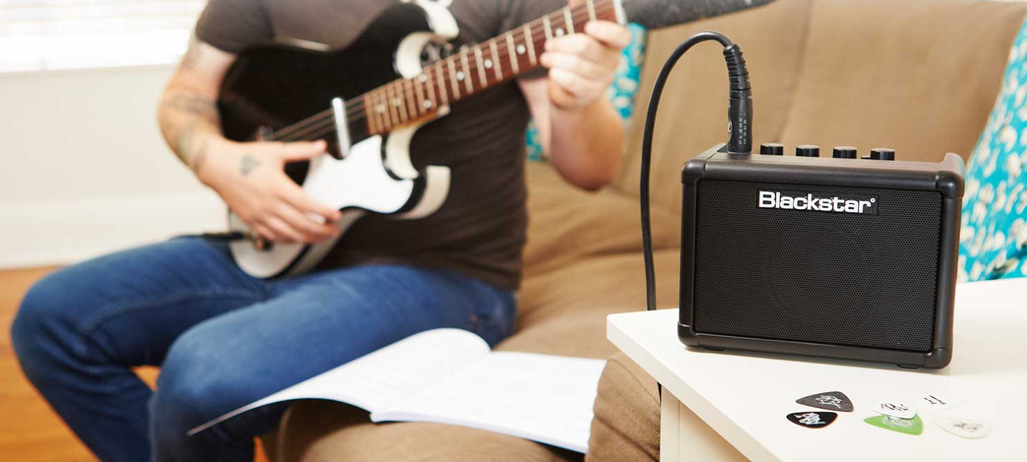 Mini Amplificador de Guitarra Blackstar FLY3