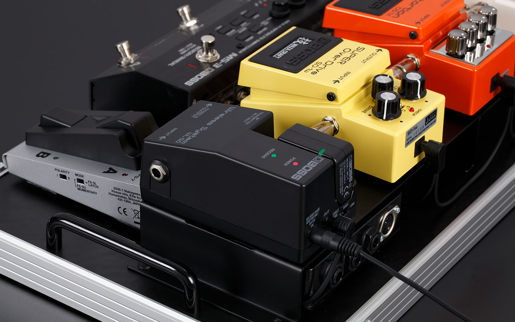 Boss Wl-50 Wireless Guitar System Integration Pedalboard - Micrófono inalámbrico para instrumento - Variation 4