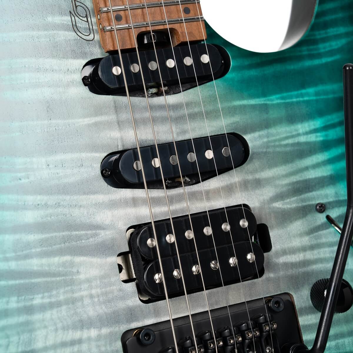 Cort Space G6tr 2h Fr Mn - Semi Gloss Lagoon - Guitarra eléctrica de doble corte - Variation 4