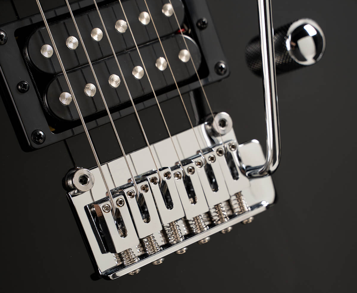 Cort X200 Hsh Trem Jat - Black - Guitarra eléctrica con forma de str. - Variation 3