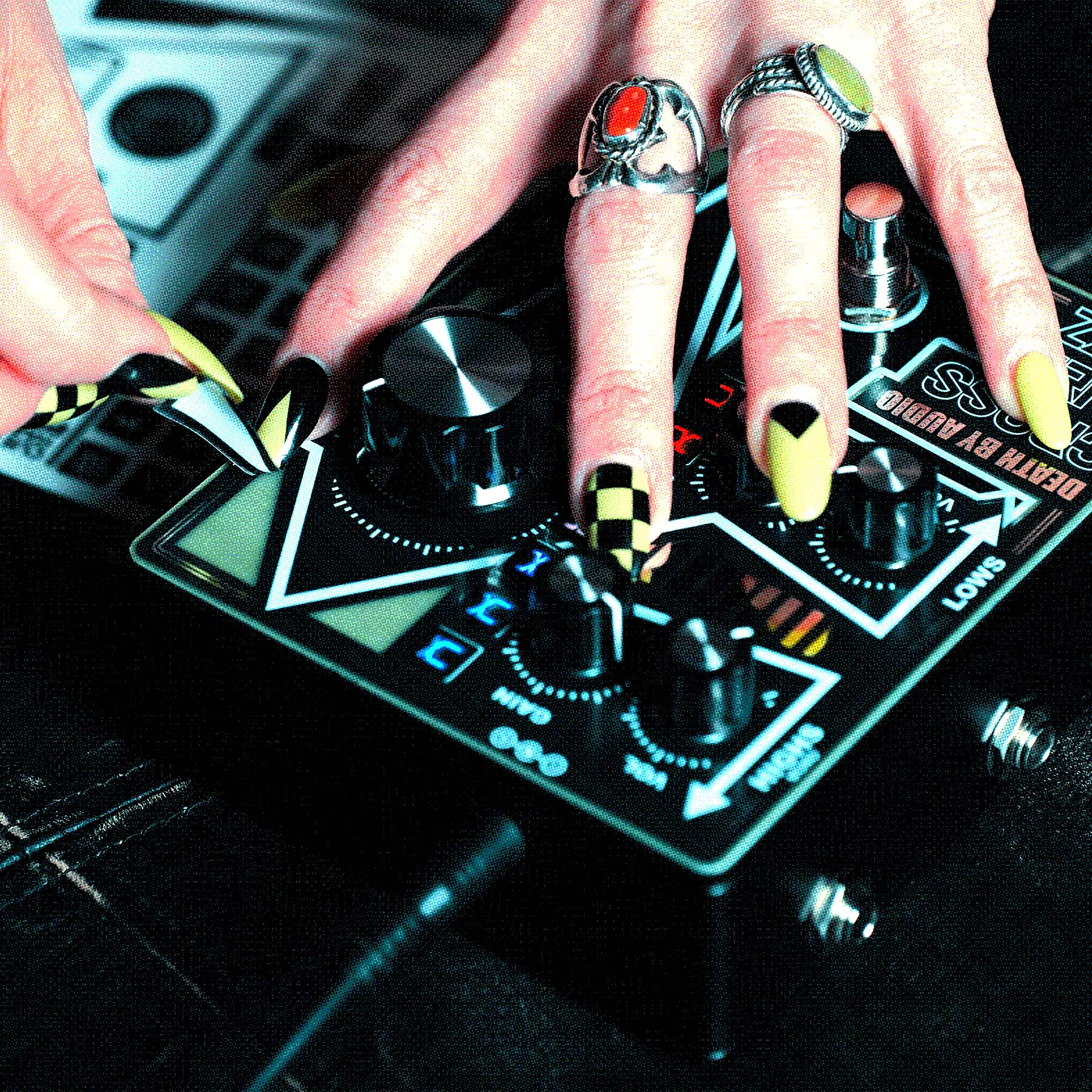 Death By Audio Crossover Fuzz - Pedal overdrive / distorsión / fuzz - Variation 2