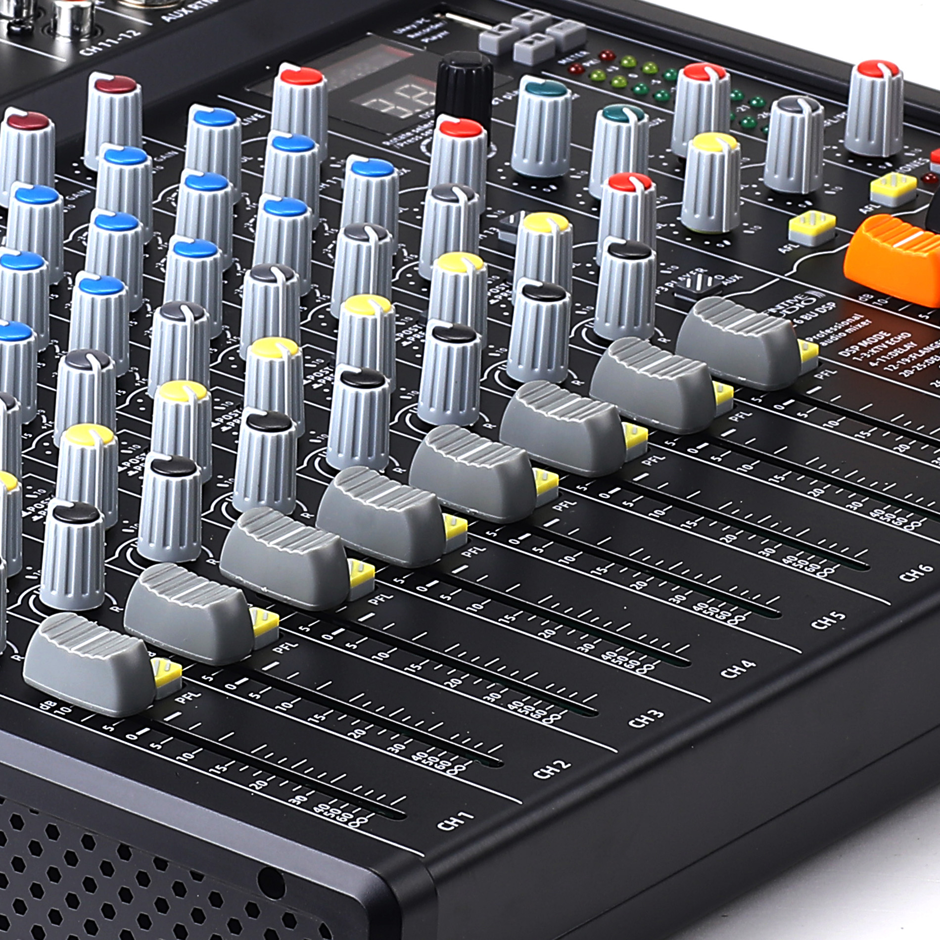 Definitive Audio Tml 6 Bu Dsp - Mesa de mezcla analógica - Variation 5