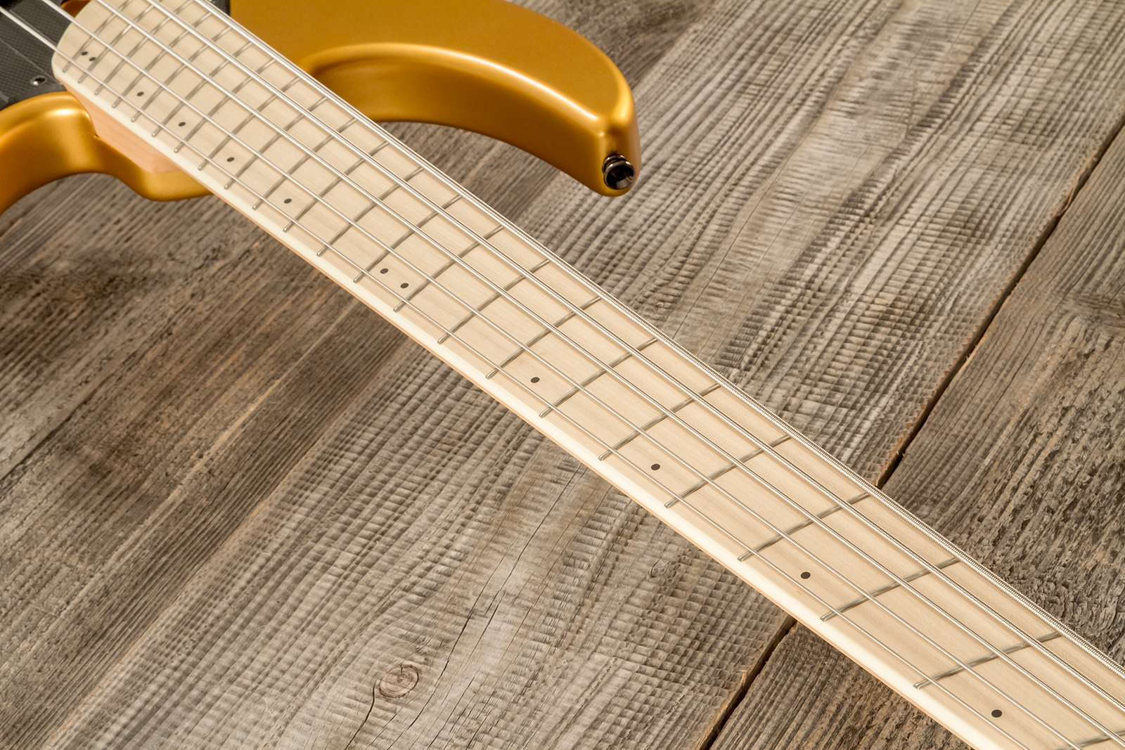 Dingwall Adam Nolly Getgood Ng3 5c Signature 3pu Active Mn - Gold Matte - Bajo eléctrico de cuerpo sólido - Variation 6