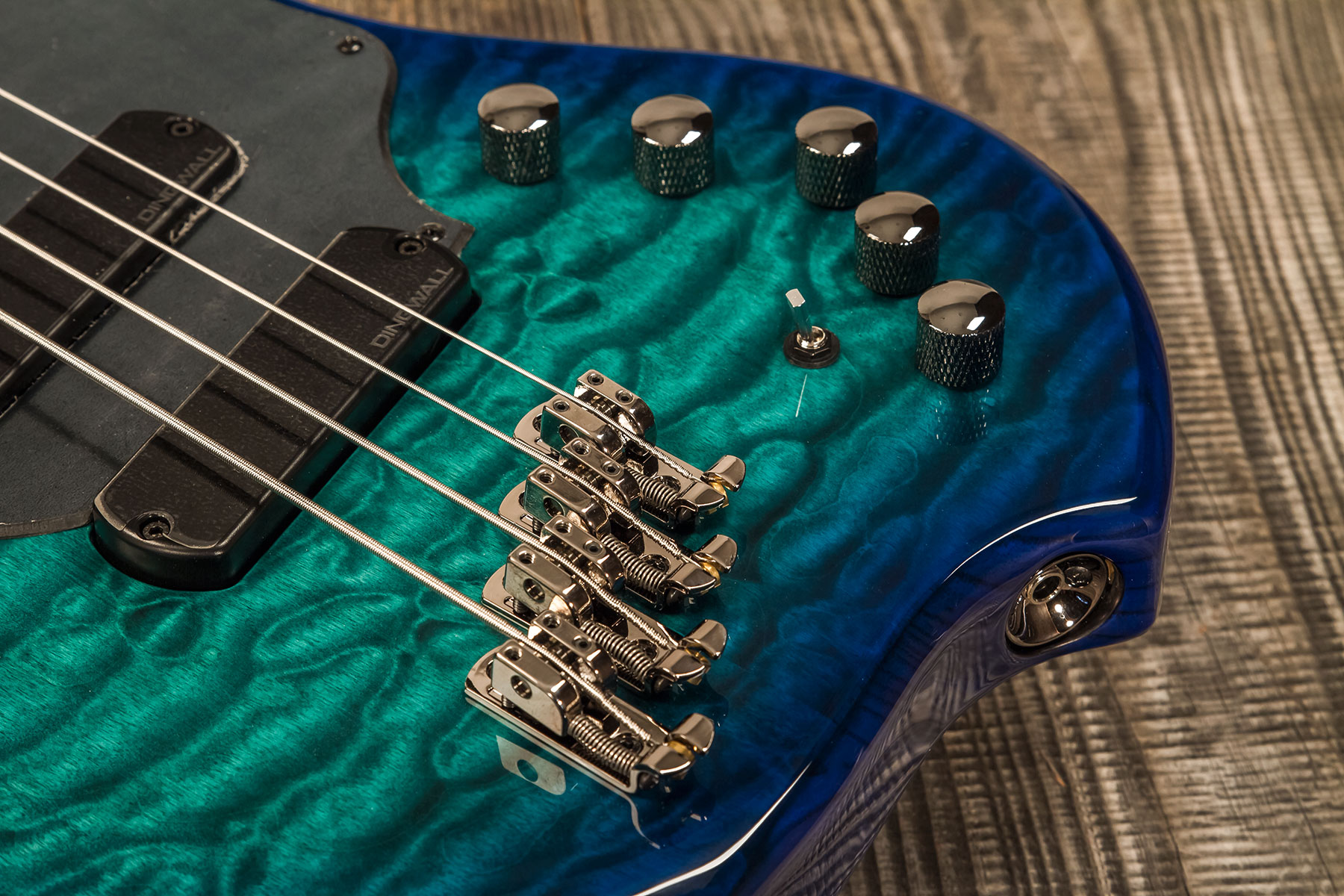 Dingwall Combustion Cb2 4c 2pu Active Pf - Whalepool Burst - Bajo eléctrico de cuerpo sólido - Variation 4