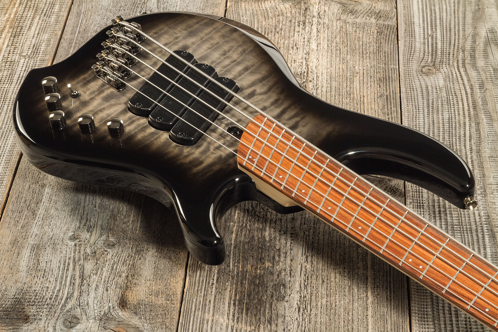 Dingwall Combustion Cb3 5c 3pu Active Pf - 2-tone Blackburst - Bajo eléctrico de cuerpo sólido - Variation 11