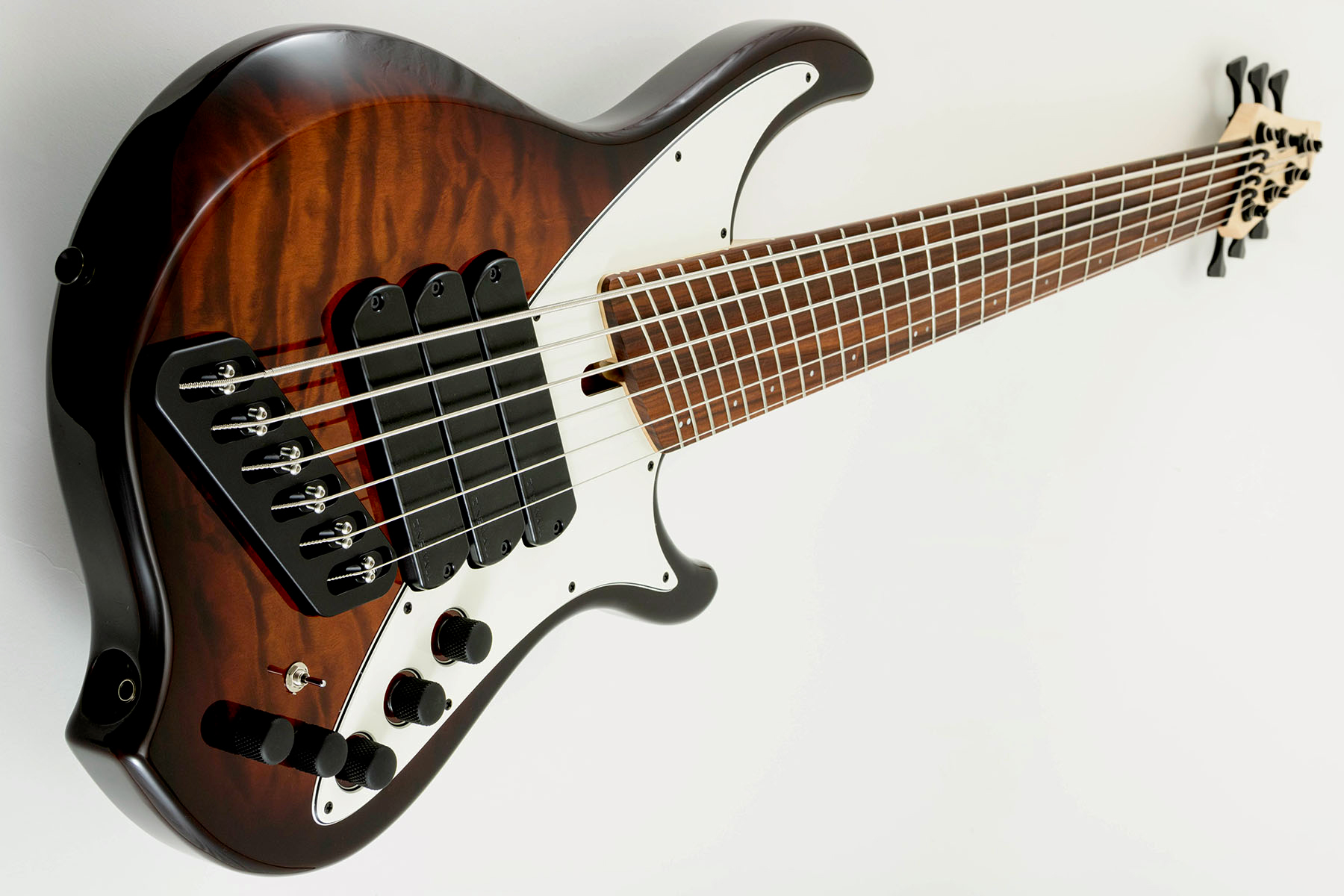 Dingwall Combustion Nashville Cn3 6c 3pu Active Pf - Vintage Burst - Bajo eléctrico de cuerpo sólido - Variation 1