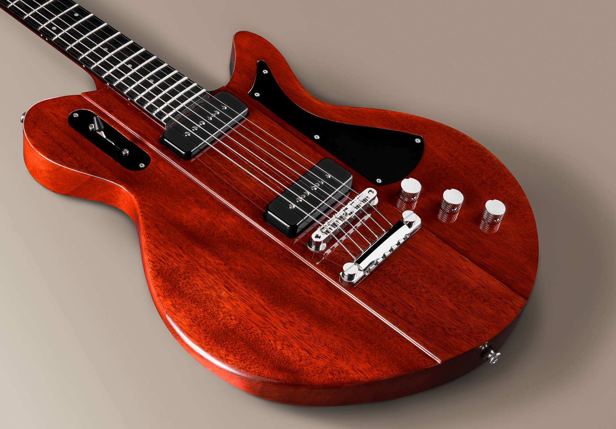 Eastman Juliet 2p90 Ht Eb - Truetone Gloss Vintage Red - Guitarra electrica retro rock - Variation 2