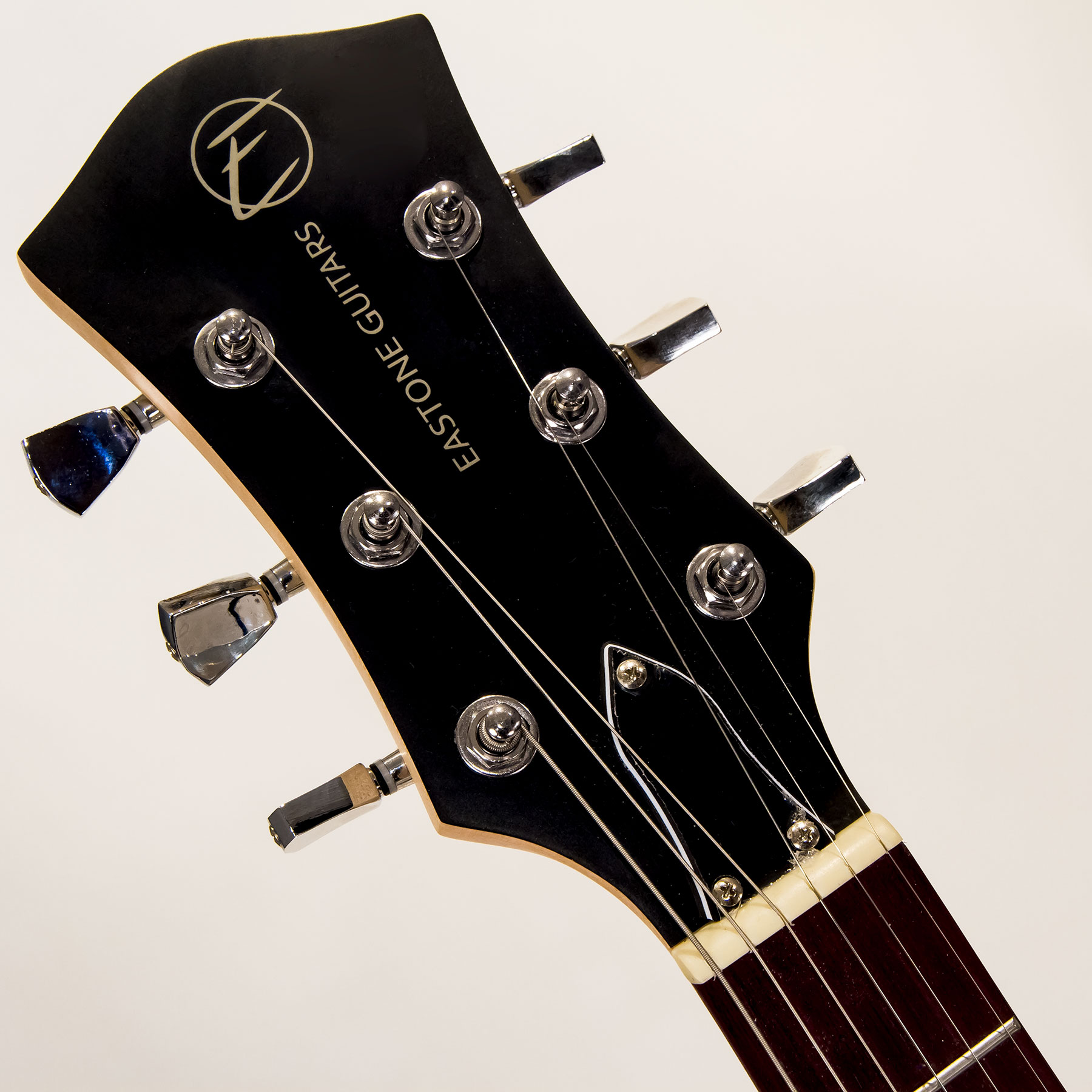 Eastone Lpl70 Hh Ht Pur - Black Satin - Guitarra eléctrica de corte único. - Variation 4