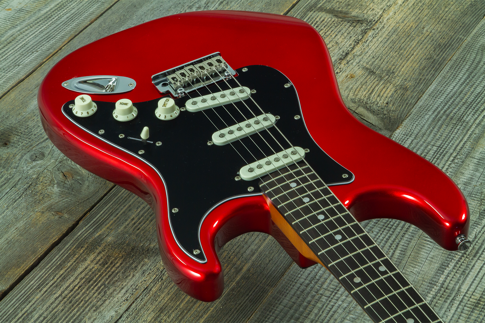 Eastone St100r-mr-rw 3s Trem Rw - Candy Apple Red - Guitarra eléctrica con forma de str. - Variation 3