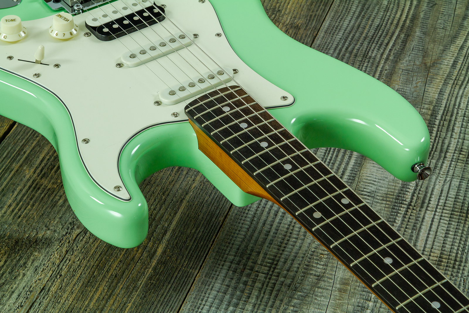Eastone St150r-lg-rw Hss Trem Rw - Light Green - Guitarra eléctrica con forma de str. - Variation 5