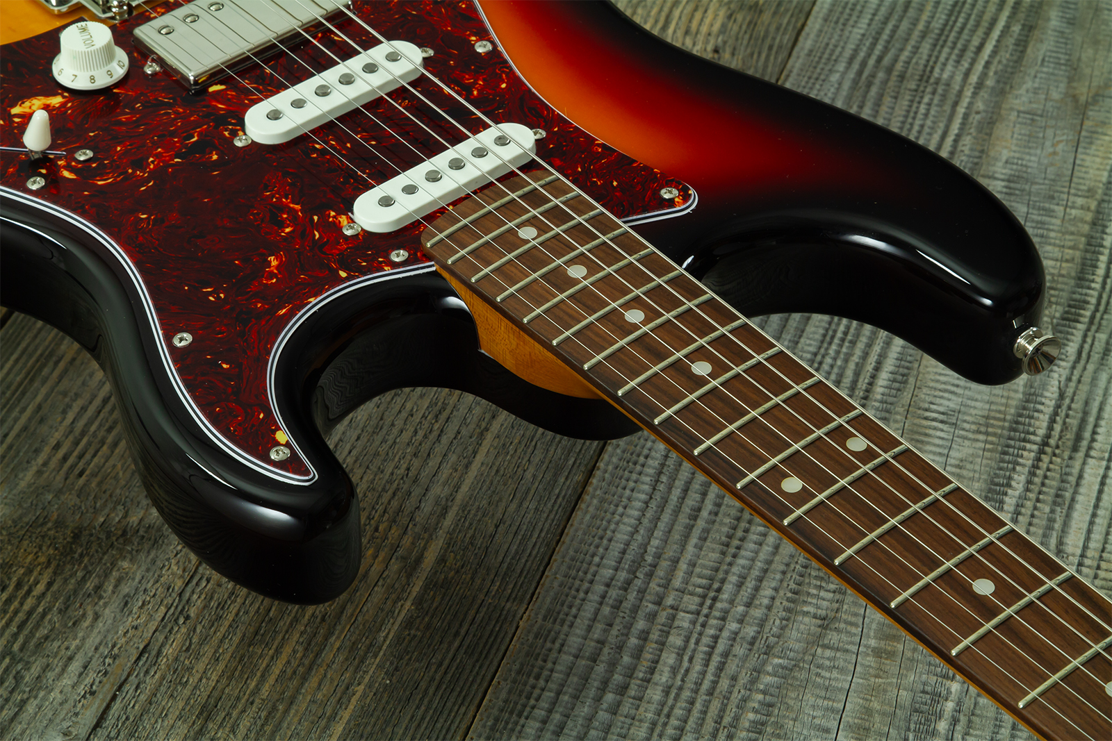 Eastone St550r-fs2t-rw Hss Trem Rw - 2-tone Burst - Guitarra eléctrica con forma de str. - Variation 4