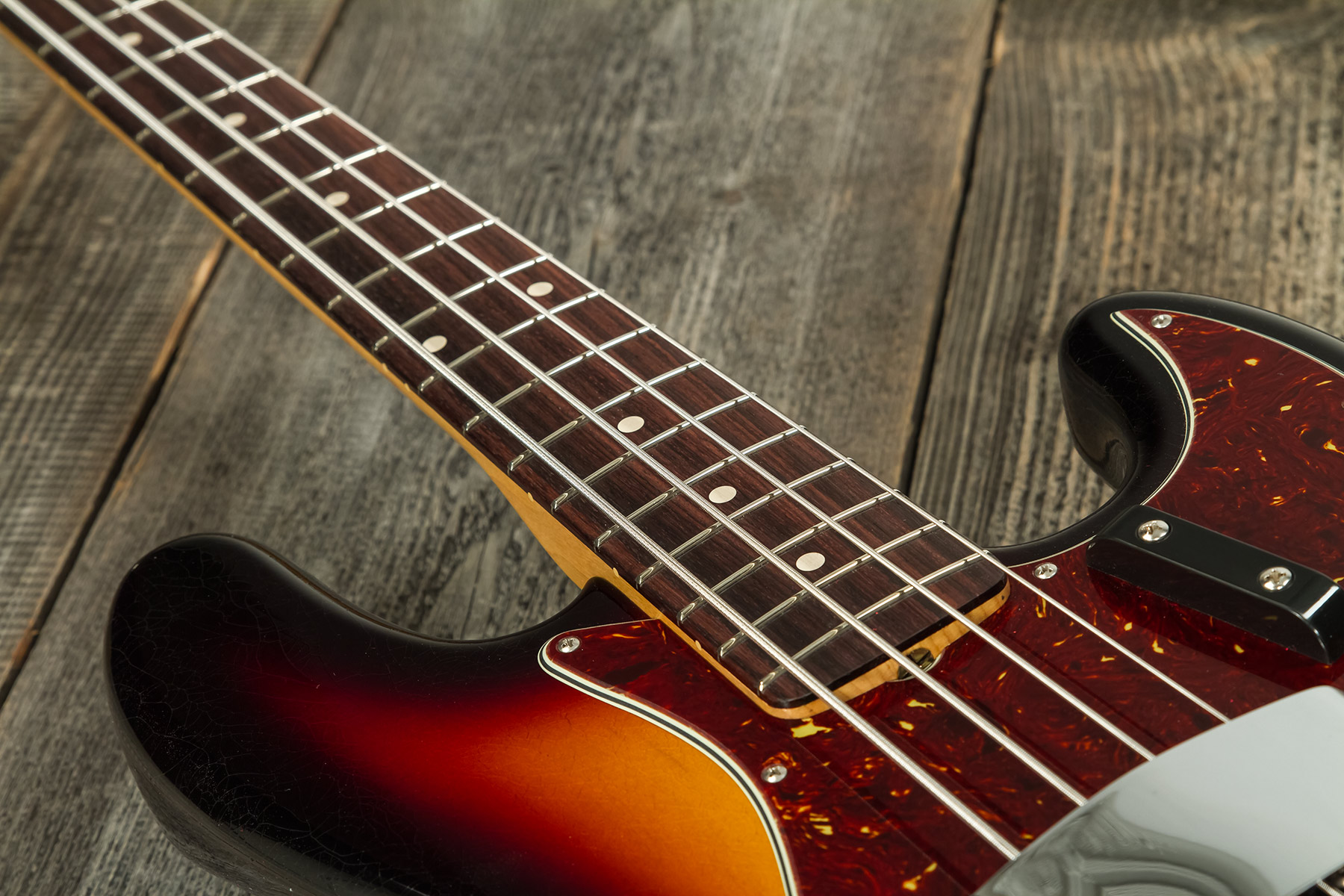 Fender Custom Shop Jazz Bass 1964 Rw #r129293 - Closet Classic 3-color Sunburst - Bajo eléctrico de cuerpo sólido - Variation 4