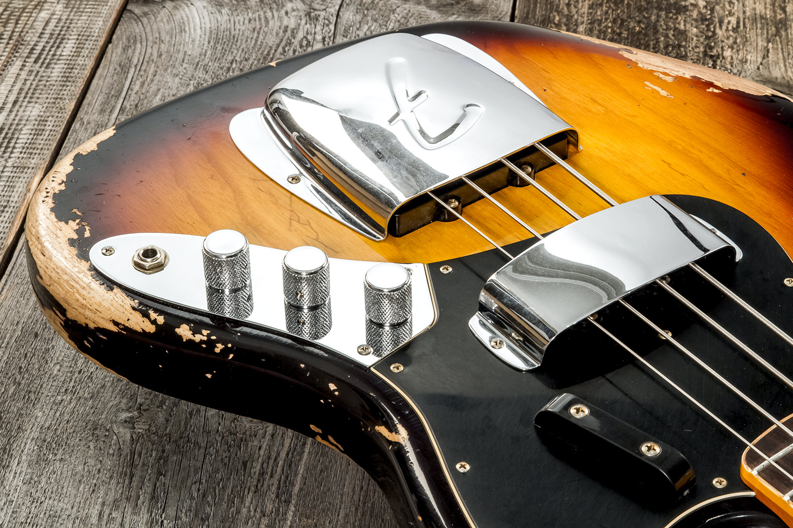 Fender Custom Shop Jazz Bass Custom Rw #cz575919 - Heavy Relic 3-color Sunburst - Bajo eléctrico de cuerpo sólido - Variation 5