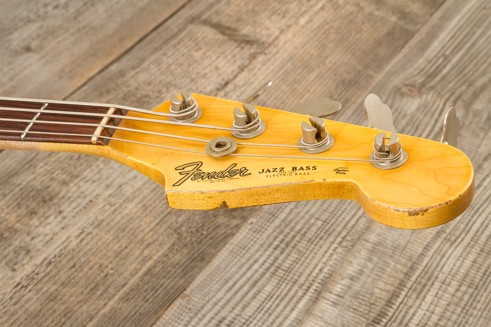 Fender Custom Shop Jazzbass 1964 Rw #r137642 - Heavy Relic Cherry Sunburst - Bajo eléctrico de cuerpo sólido - Variation 6