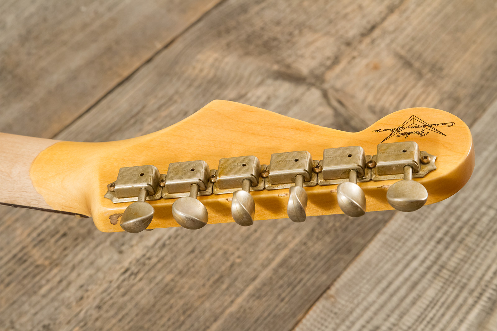 Fender Custom Shop Michael Landau Strat 1963 Signature Trem 3s #r133864 - Relic Fiesta Red O. 3-color Sunburst - Guitarra eléctrica con forma de str. 