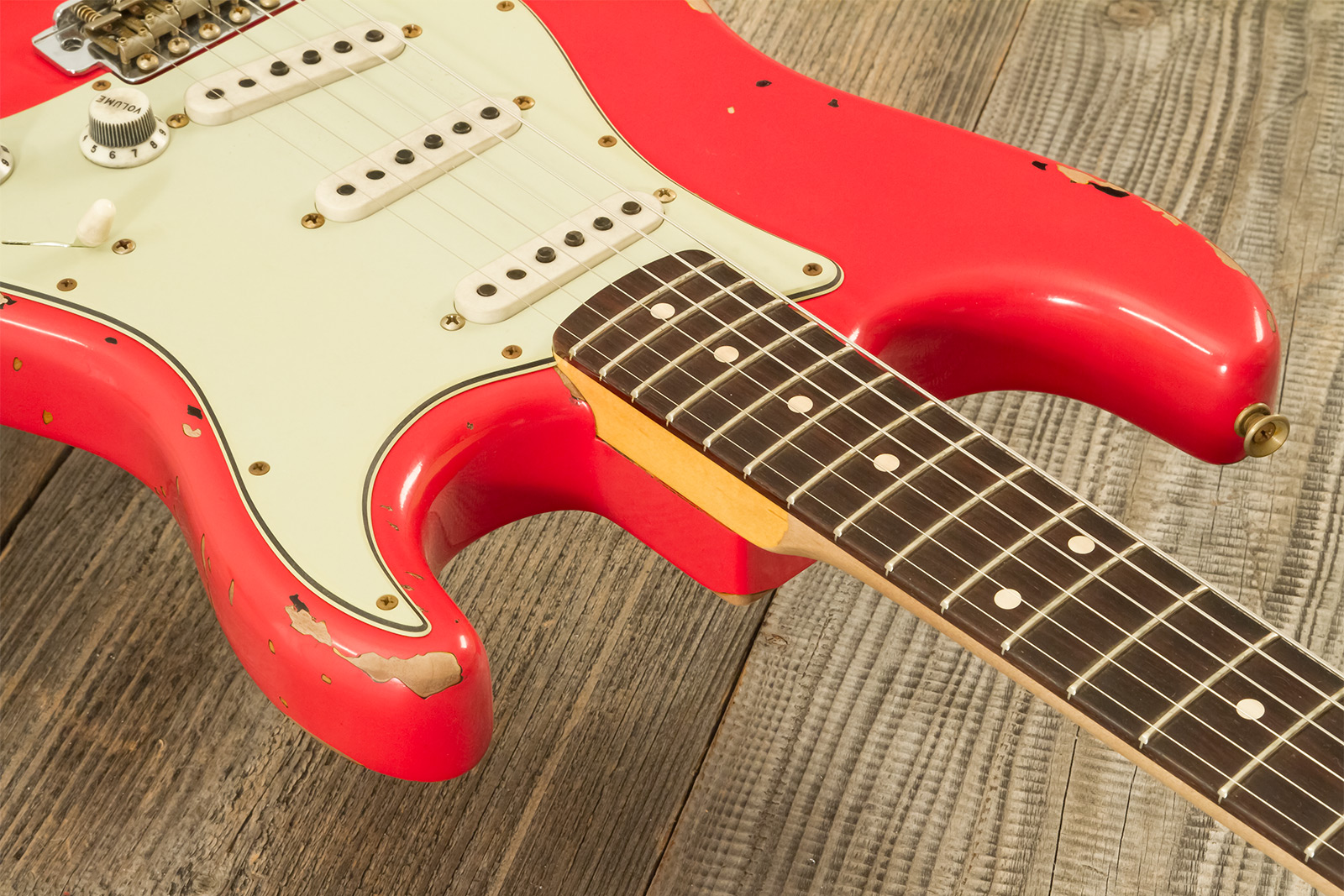 Fender Custom Shop Michael Landau Strat 1963 Signature Trem 3s #r133864 - Relic Fiesta Red O. 3-color Sunburst - Guitarra eléctrica con forma de str. 