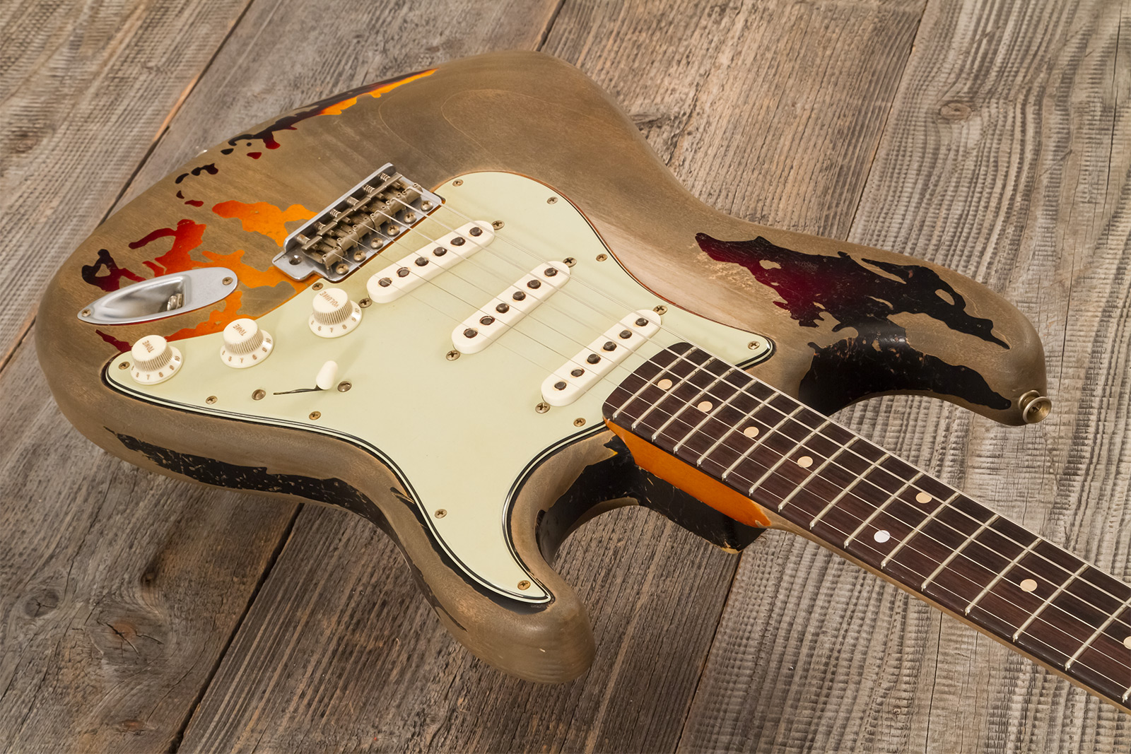 Fender Custom Shop Rory Gallagher Strat Masterbuilt D.wilson Signature 3s Trem Rw #cz574478 - Heavy Relic 3-color Sunburst - Guitarra eléctrica con fo