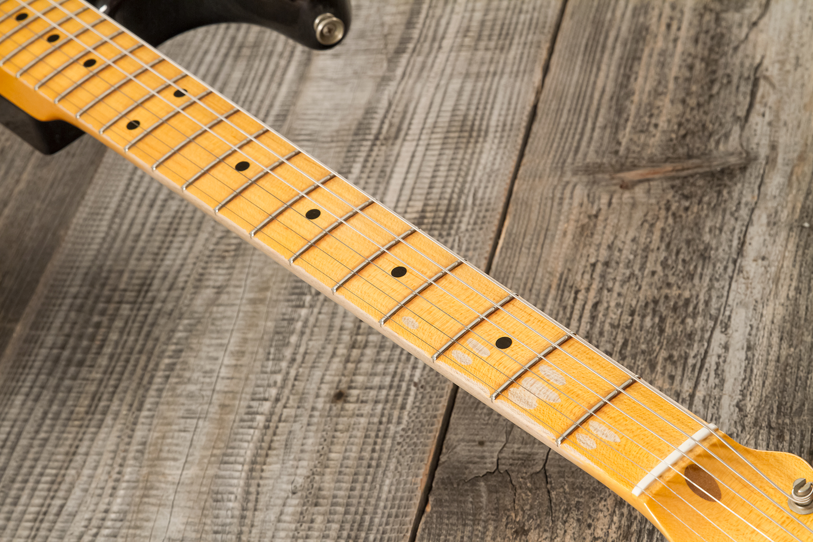 Fender Custom Shop Strat 1954 70th Anniv. 3s Trem Mn #xn4241 - Journeyman Relic Wide-fade 2-color Sunburst - Guitarra eléctrica con forma de str. - Va