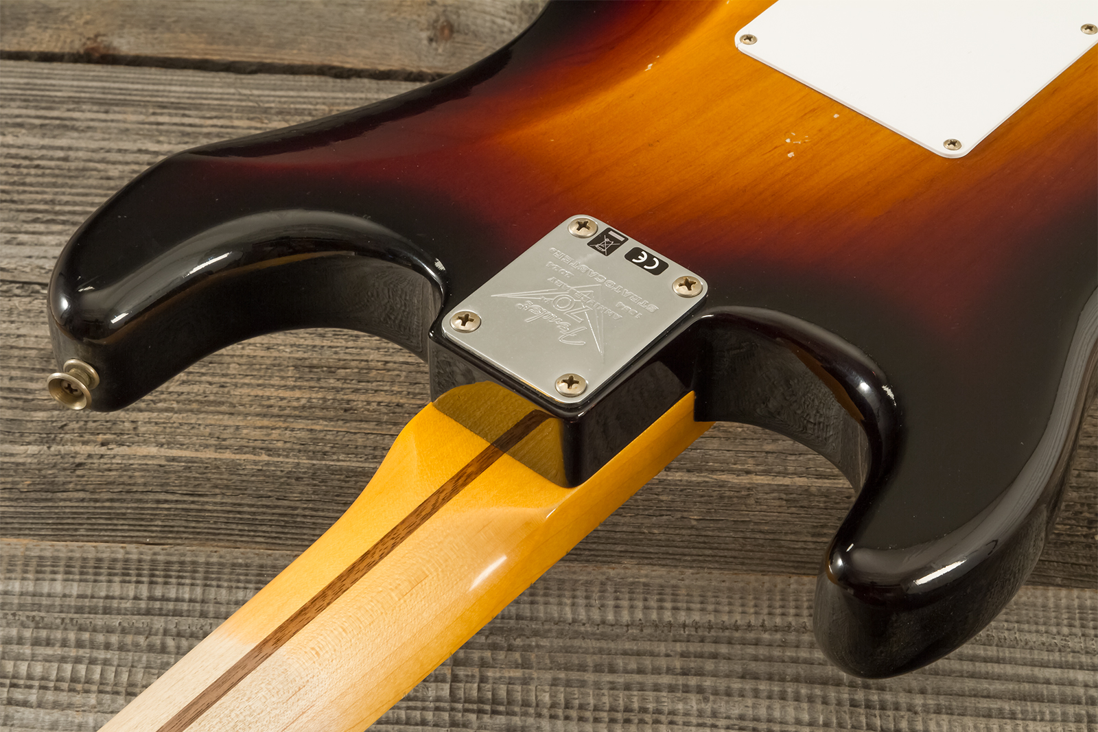 Fender Custom Shop Strat 1954 70th Anniv. 3s Trem Mn #xn4241 - Journeyman Relic Wide-fade 2-color Sunburst - Guitarra eléctrica con forma de str. - Va