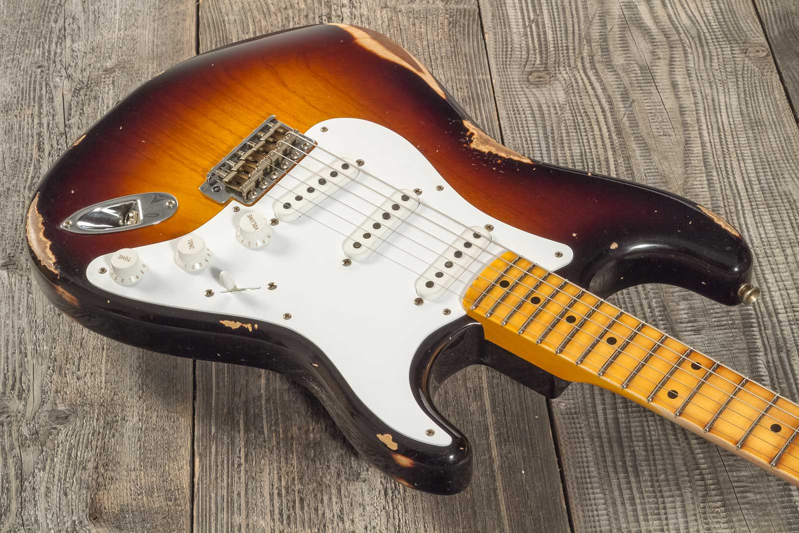 Fender Custom Shop Strat 1954 70th Anniv. 3s Trem Mn #xn4316 - Relic Wide Fade 2-color Sunburst - Guitarra eléctrica con forma de str. - Variation 2