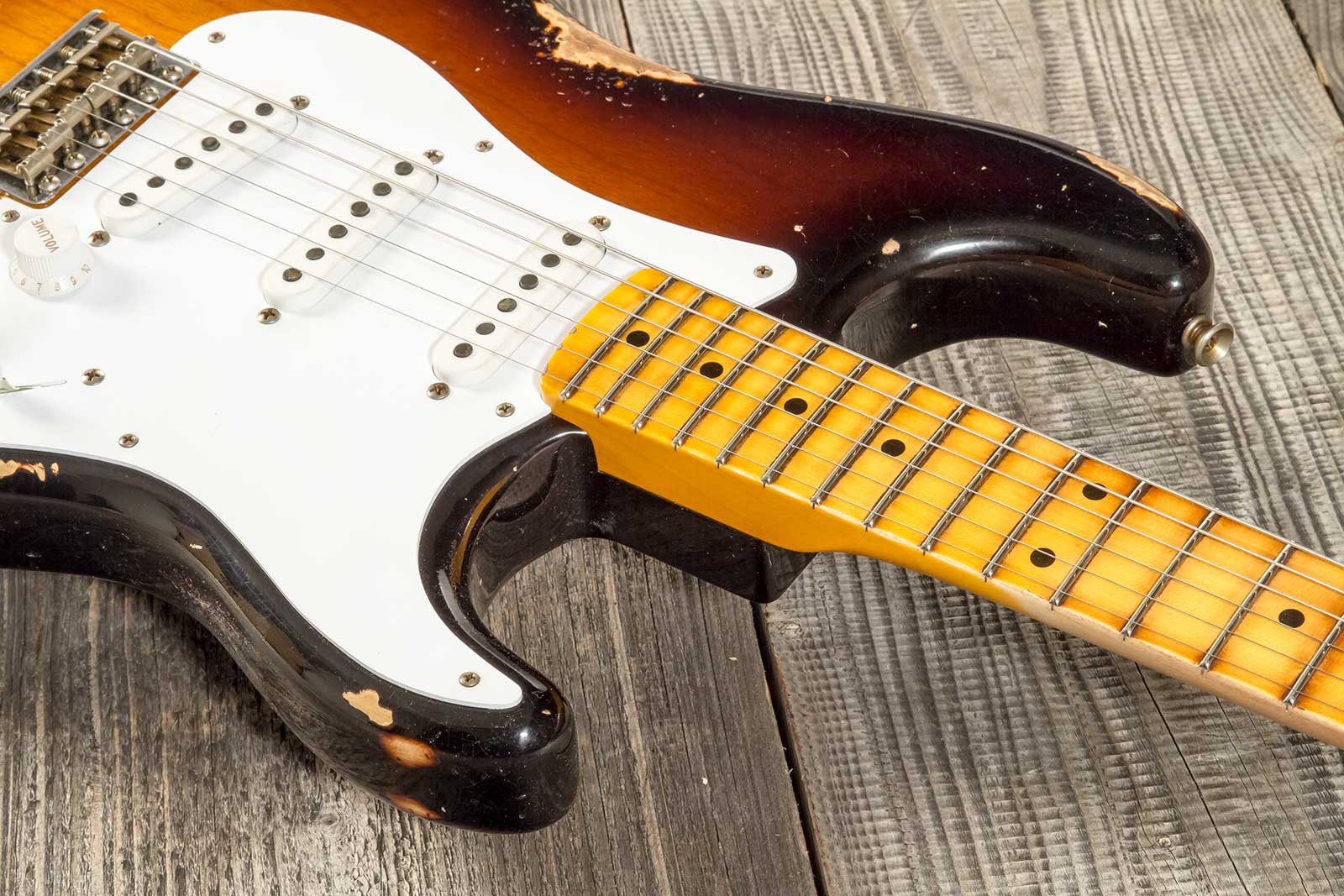 Fender Custom Shop Strat 1954 70th Anniv. 3s Trem Mn #xn4316 - Relic Wide Fade 2-color Sunburst - Guitarra eléctrica con forma de str. - Variation 4