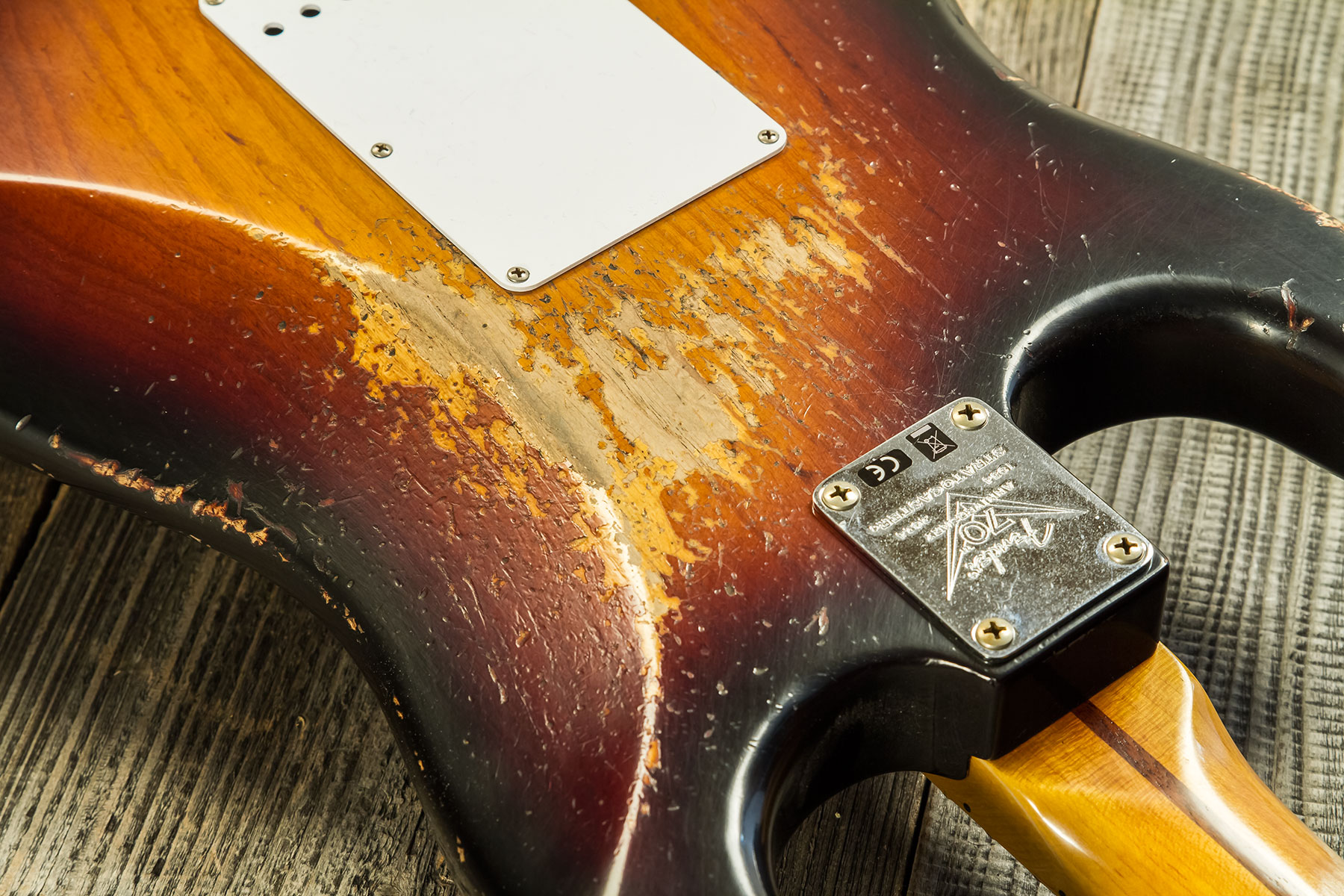 Fender Custom Shop Strat 1954 70th Anniv. 3s Trem Mn #xn4343 - Heavy Relic 2-color Sunburst - Guitarra eléctrica con forma de str. - Variation 7