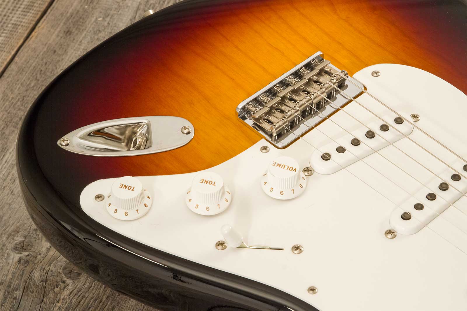 Fender Custom Shop Strat 1955 Vintage Custom Hardtail 3s Ht Mn #r142055 - Time Capsule 2-color Sunburst - Guitarra eléctrica con forma de str. - Varia