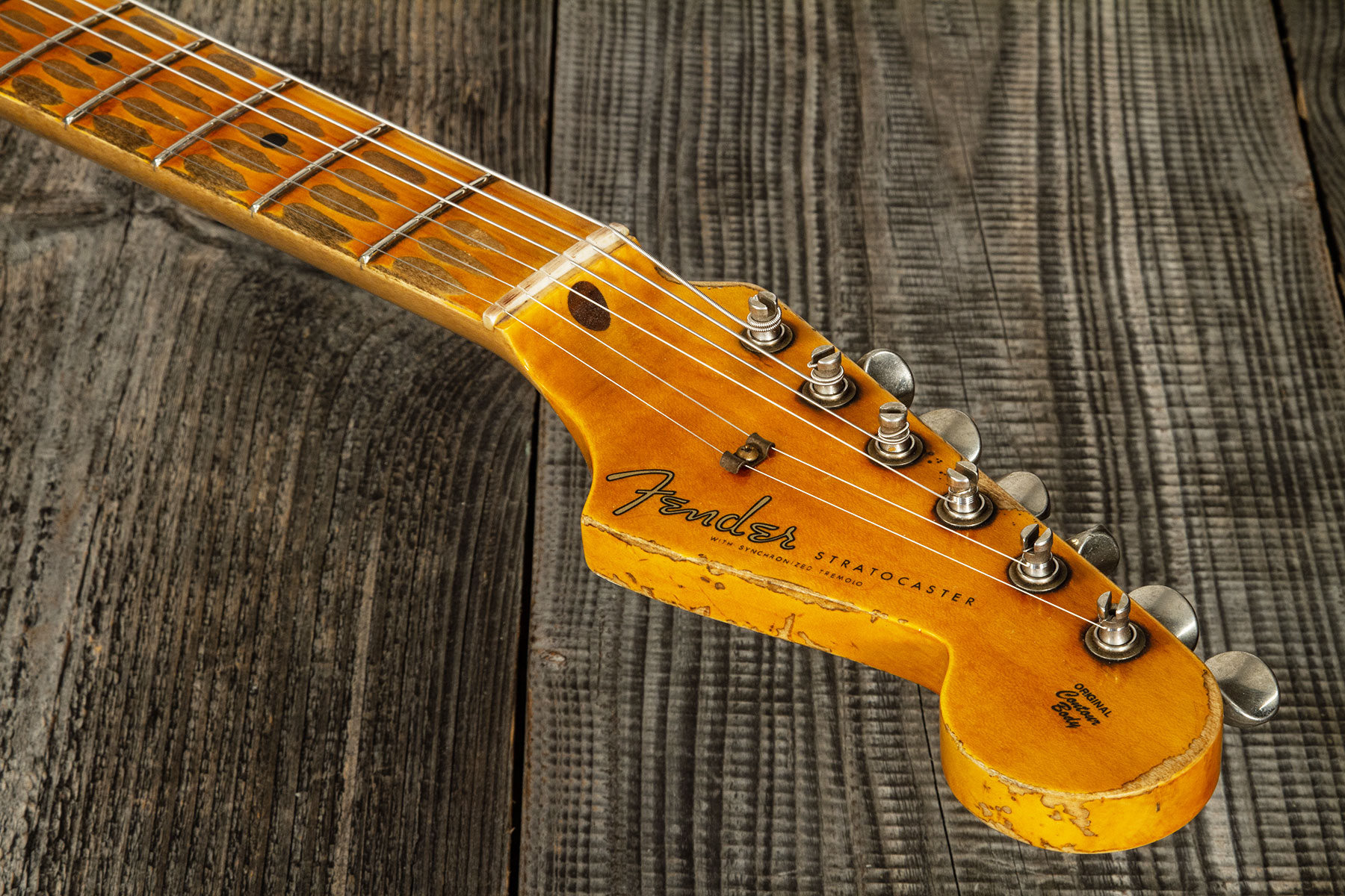 Fender Custom Shop Strat 1956 3s Trem Mn #cz568636 - Super Heavy Relic Aged India Ivory - Guitarra eléctrica con forma de str. - Variation 9