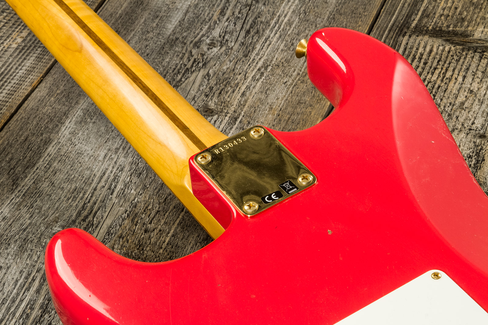 Fender Custom Shop Strat 1956 3s Trem Mn #r130433 - Journeyman Relic Fiesta Red - Guitarra eléctrica con forma de str. - Variation 6