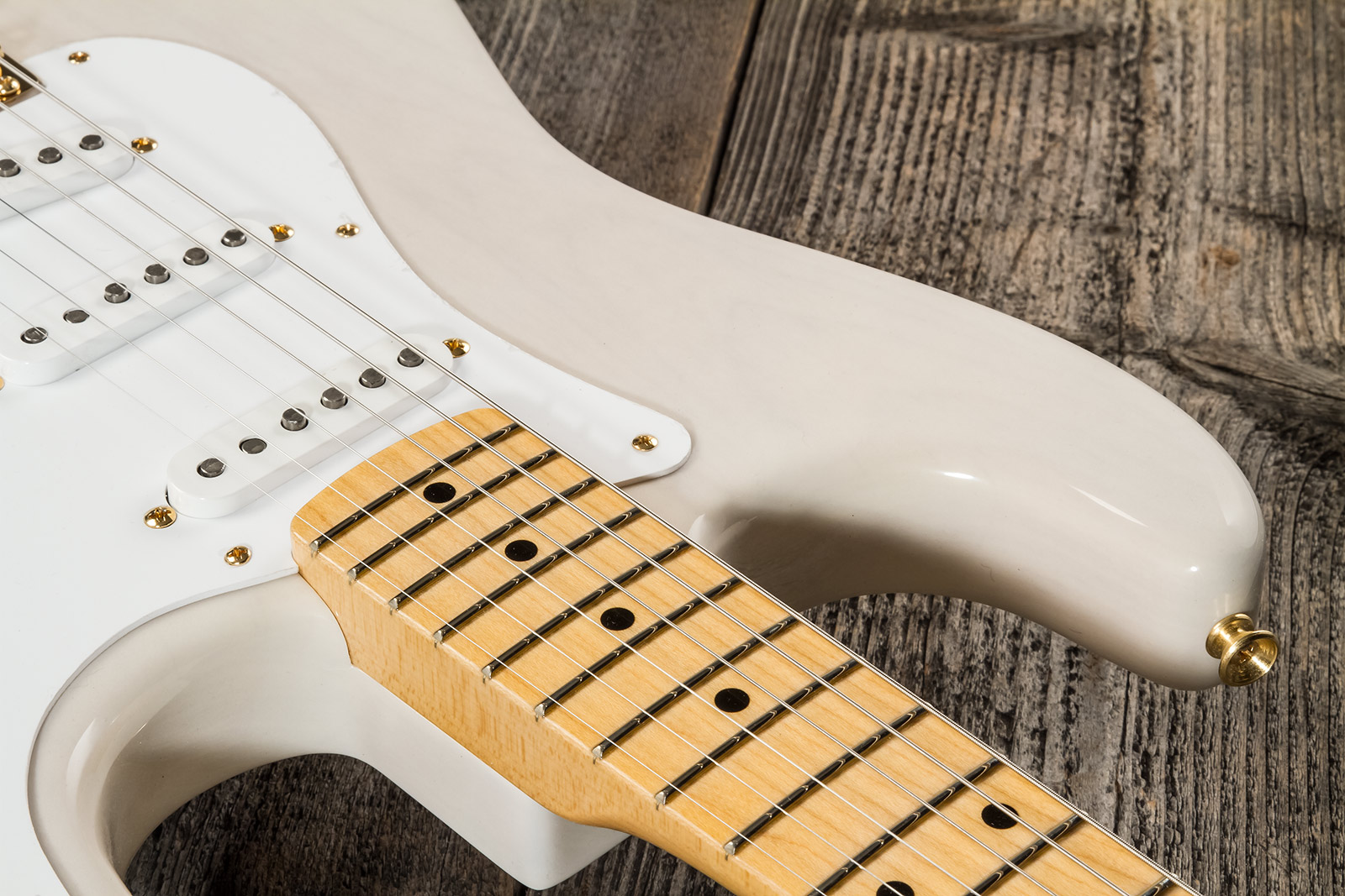Fender Custom Shop Strat 1957 3s Trem Mn #r125475 - Nos White Blonde - Guitarra eléctrica con forma de str. - Variation 4