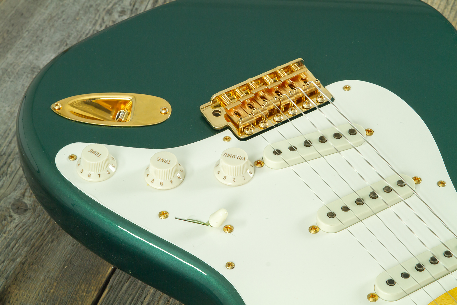 Fender Custom Shop Strat 1957 Vintage Custom 3s Trem Mn #r145062 - Time Capsule Sherwood Green Metallic - Guitarra eléctrica con forma de str. - Varia