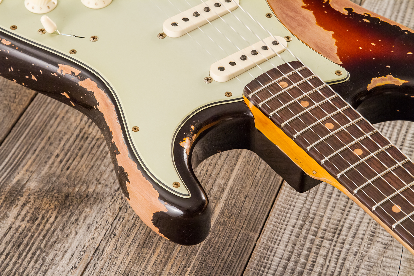 Fender Custom Shop Strat 1959 3s Trem #cz583182 - Super Heavy Relic Chocolate 3-color Sunburst - Guitarra eléctrica con forma de str. - Variation 5