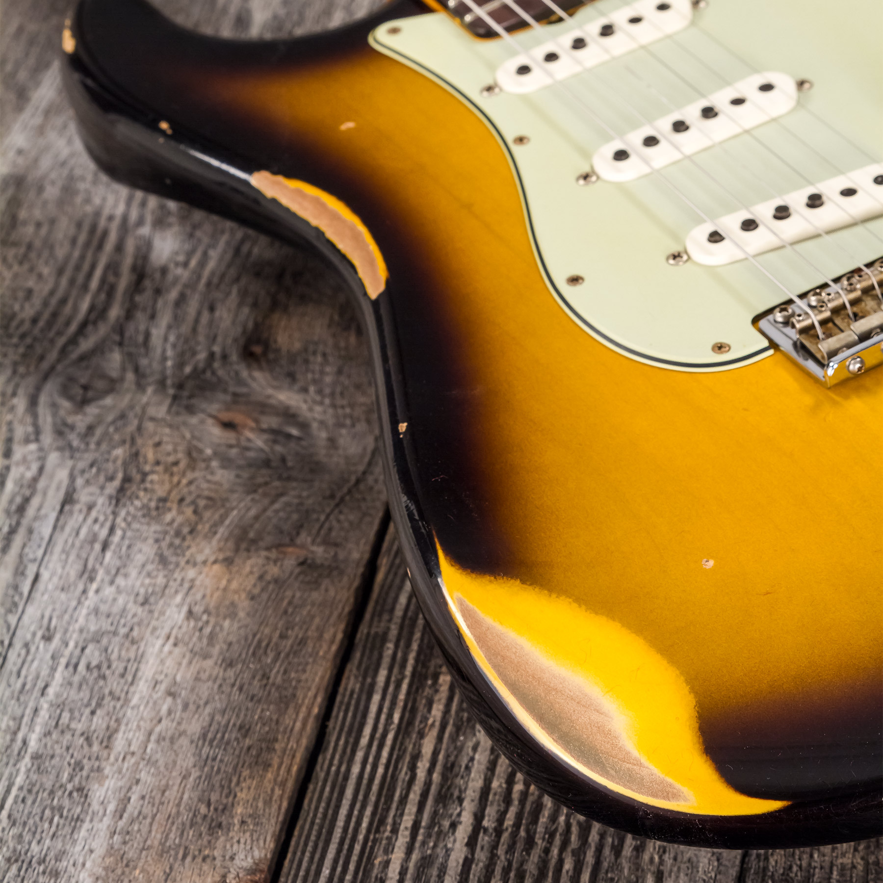Fender Custom Shop Strat 1959 3s Trem Rw #r117661 - Relic 2-color Sunburst - Guitarra eléctrica con forma de str. - Variation 5