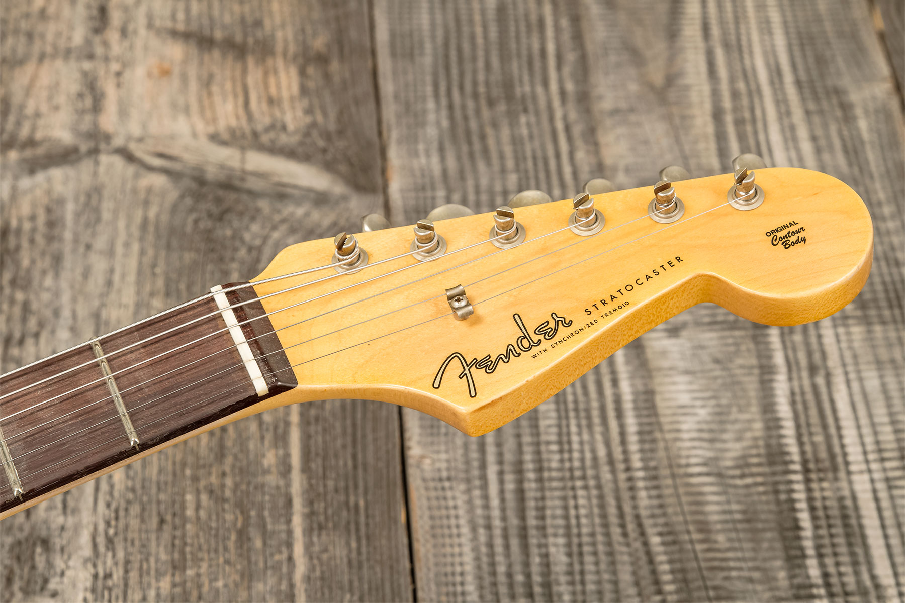 Fender Custom Shop Strat 1959 3s Trem Rw #r133800 - Relic Antique Vintage White - Guitarra eléctrica con forma de str. - Variation 10