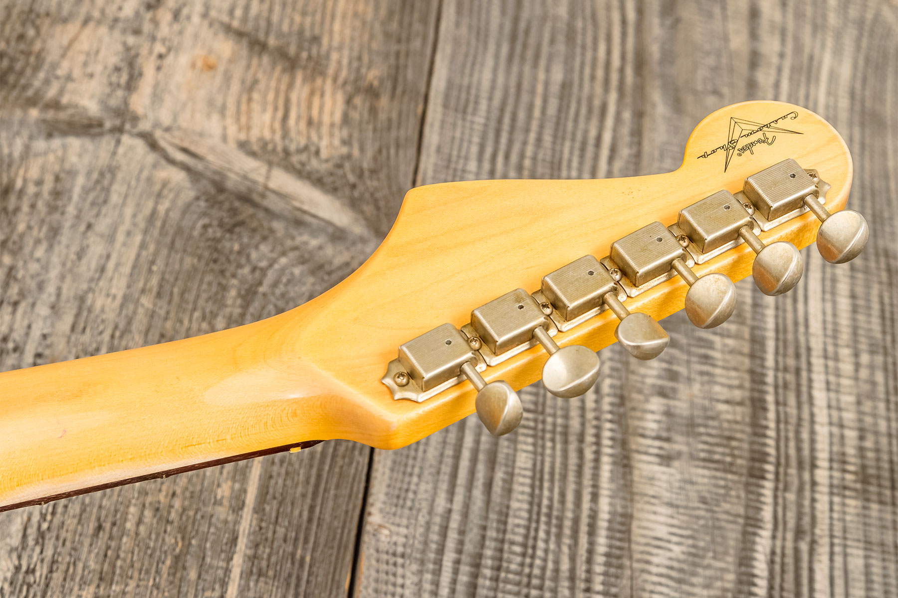 Fender Custom Shop Strat 1959 3s Trem Rw #r133800 - Relic Antique Vintage White - Guitarra eléctrica con forma de str. - Variation 11