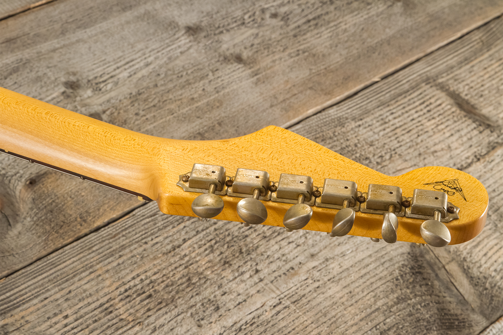 Fender Custom Shop Strat 1959 Masterbuilt D.brown 3s Trem Rw #r143697 - Journeyman Relic Vintage White - Guitarra eléctrica con forma de str. - Variat