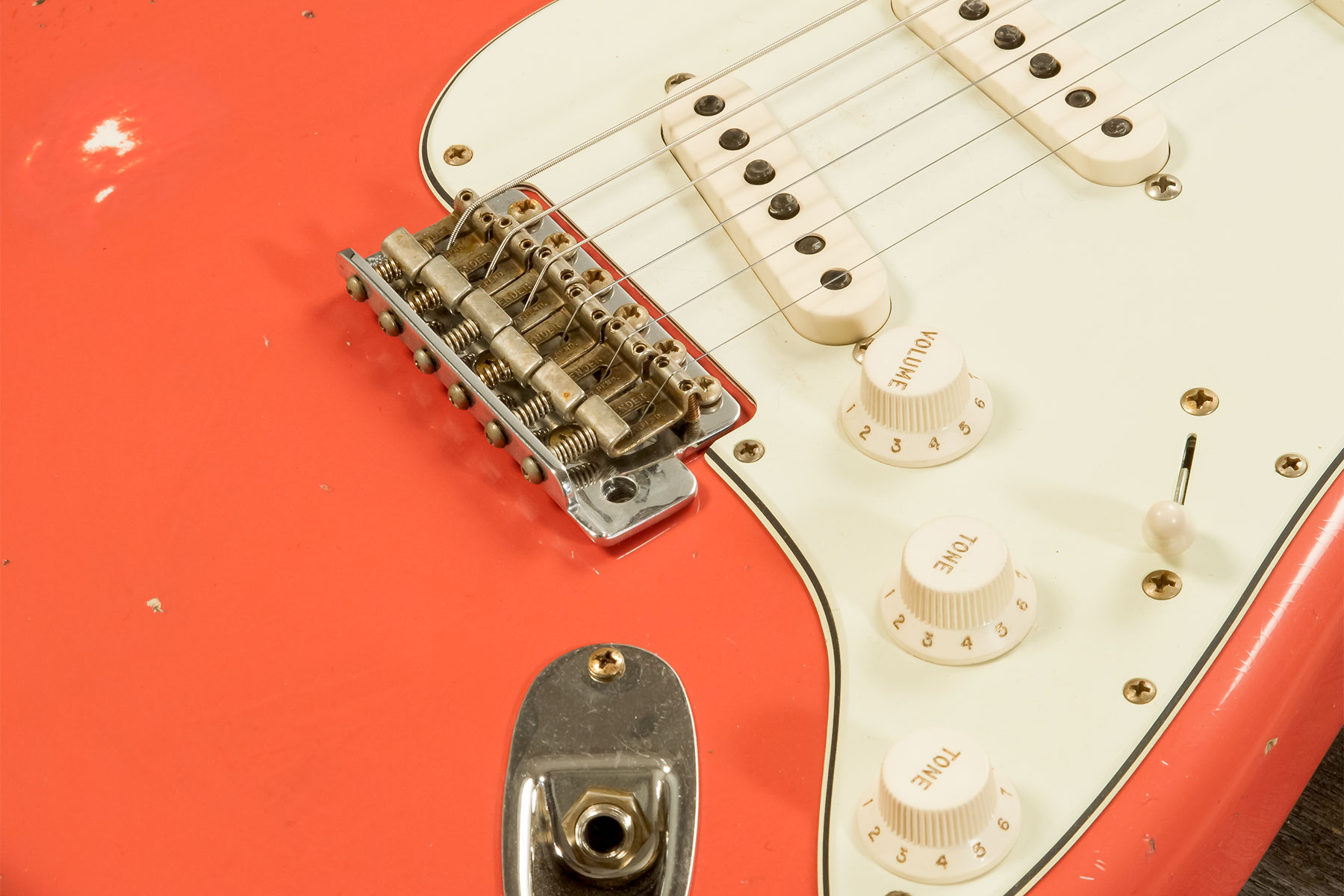 Fender Custom Shop Strat 1959 Trem Rw #r133789 - Relic Tahitian Coral - Guitarra eléctrica con forma de str. - Variation 4