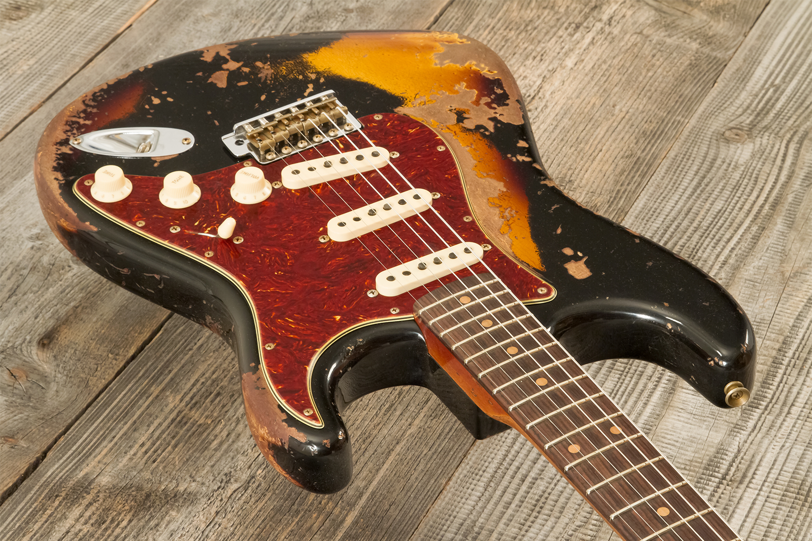 Fender Custom Shop Strat 1960 Roasted 3s Trem Rw #cz581166 - Super Heavy Relic Black O. 2-color Sunburst - Guitarra eléctrica con forma de str. - Vari