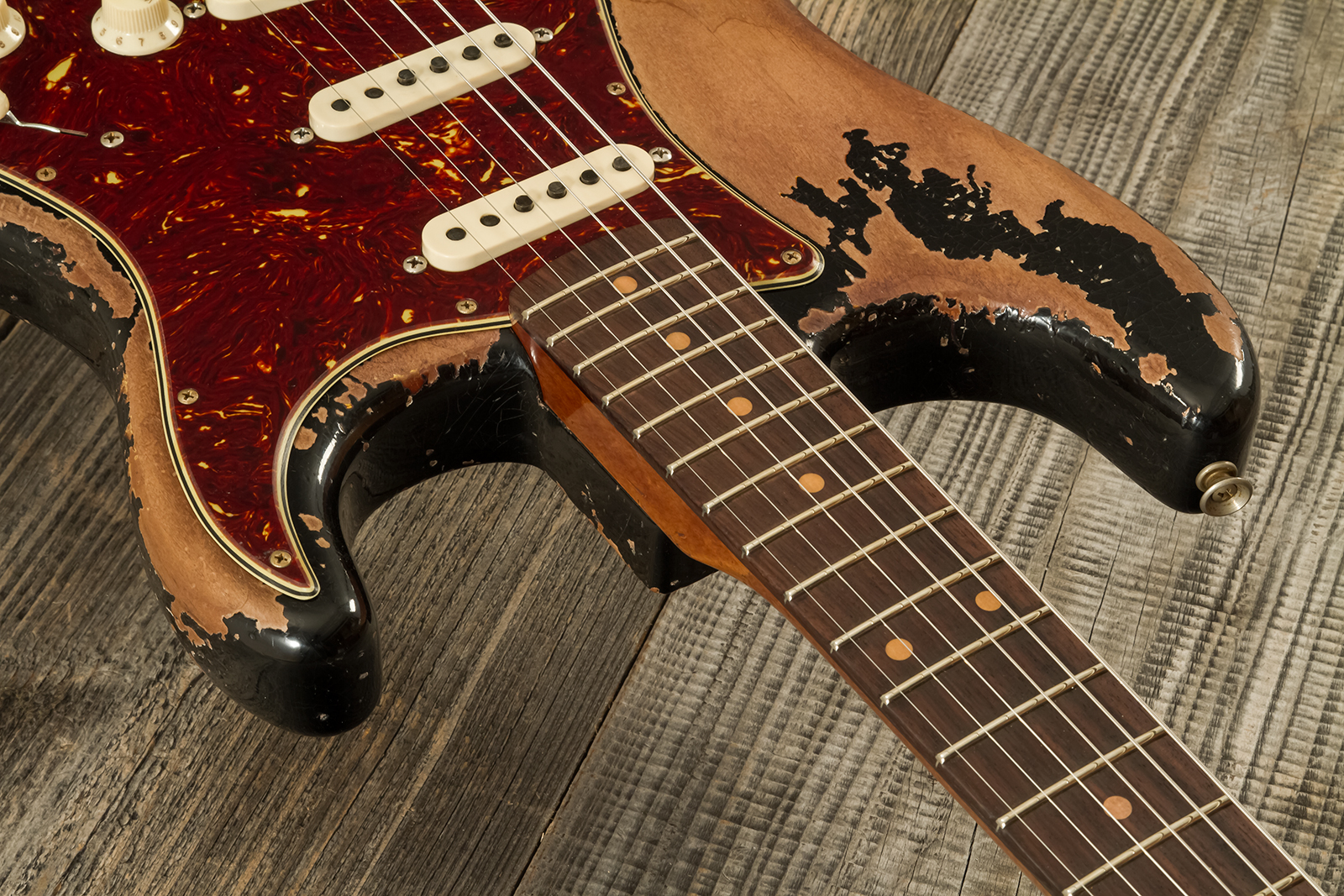 Fender Custom Shop Strat 1960 Roasted 3s Trem Rw #cz581210 - Super Heavy Relic Black O. 2-color Sunburst - Guitarra eléctrica con forma de str. - Vari