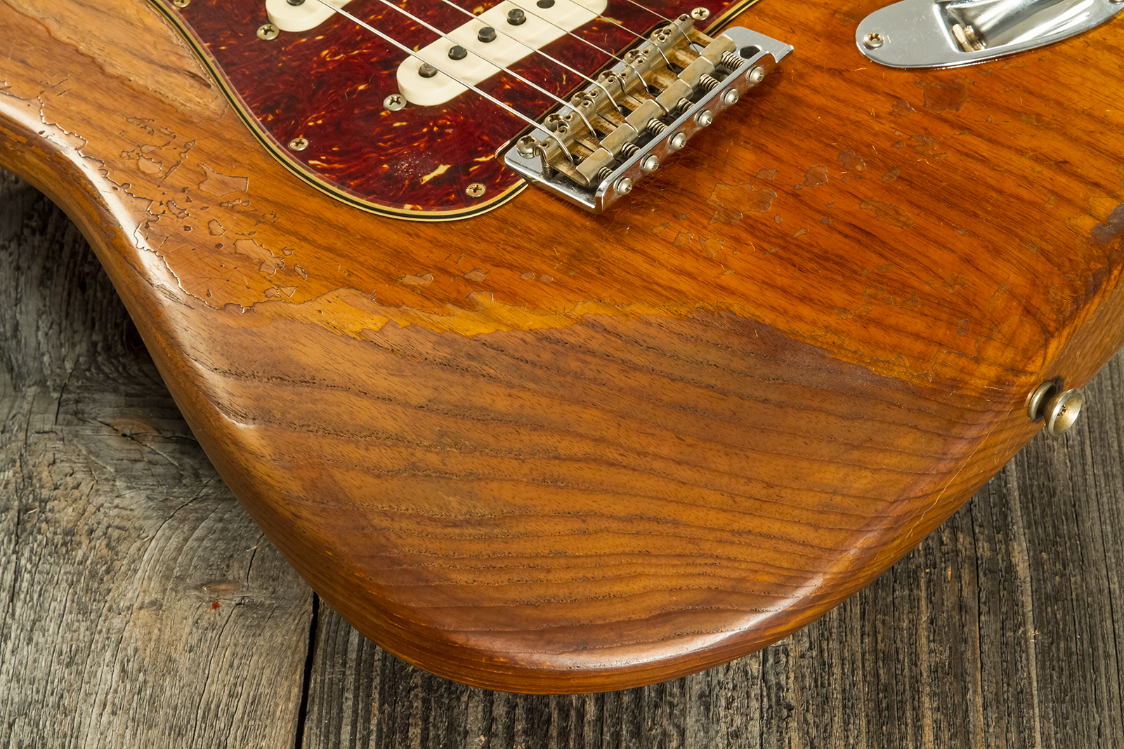Fender Custom Shop Strat 1961 3s Trem Rw #cz570266 - Super Heavy Relic Natural - Guitarra eléctrica con forma de str. - Variation 4