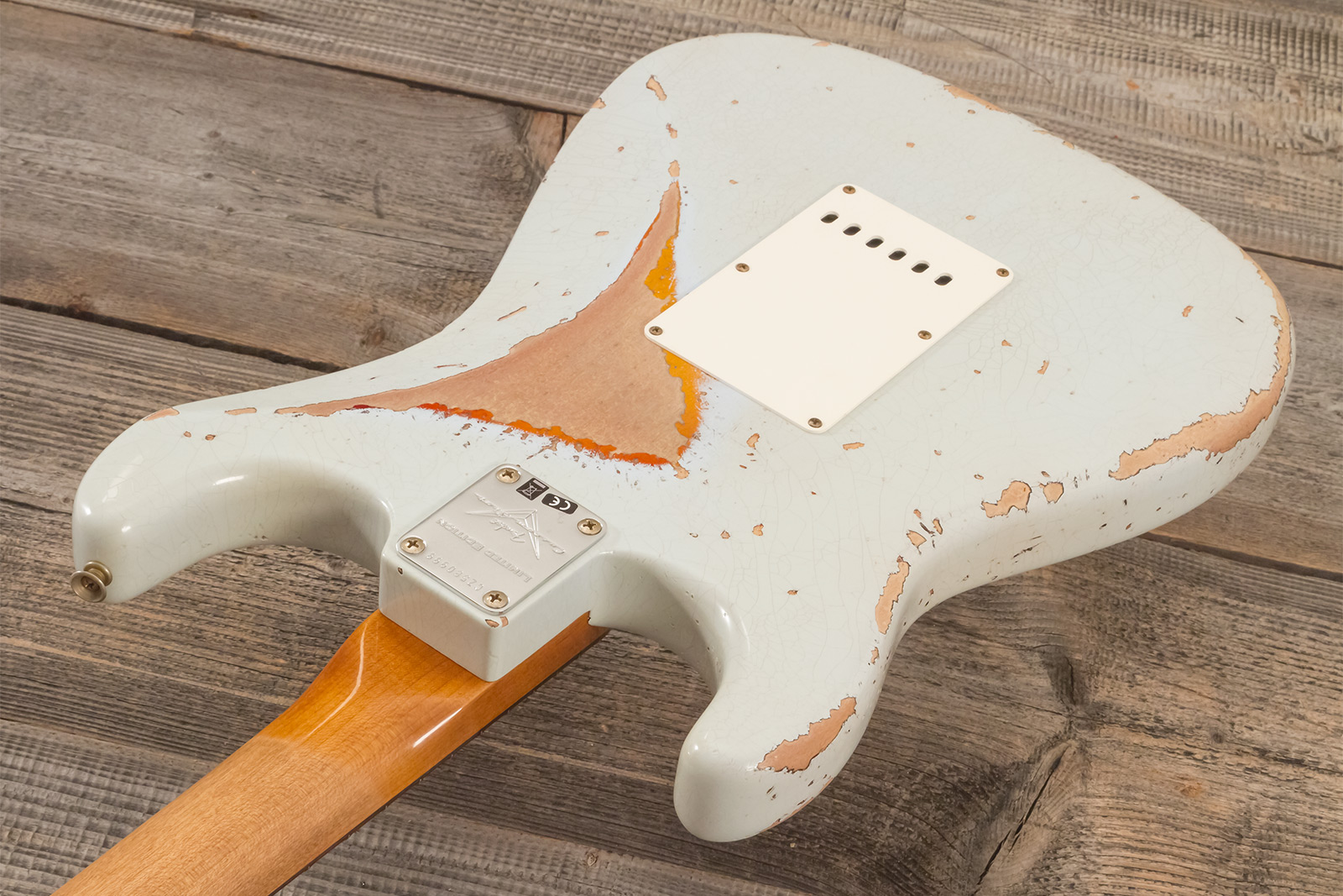 Fender Custom Shop Strat 1961 3s Trem Rw #cz580999 - Heavy Relic Sonic Blue O. 3-color Sunburst - Guitarra eléctrica con forma de str. - Variation 8