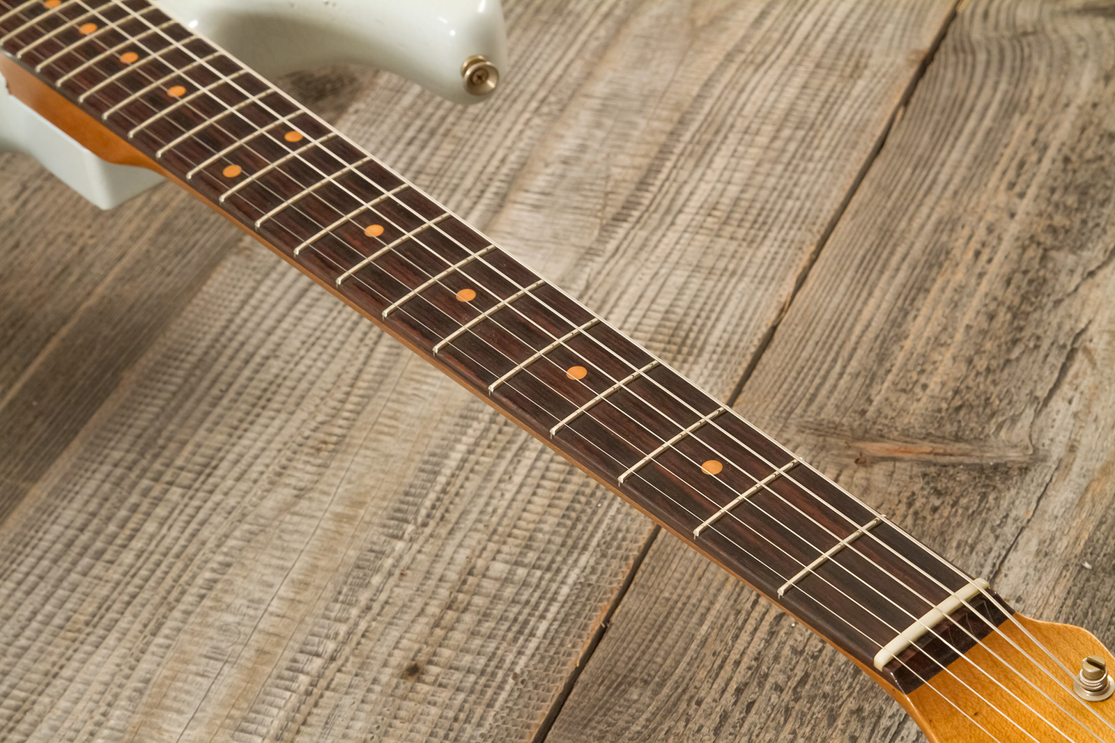 Fender Custom Shop Strat 1961 3s Trem Rw #cz580999 - Heavy Relic Sonic Blue O. 3-color Sunburst - Guitarra eléctrica con forma de str. - Variation 6